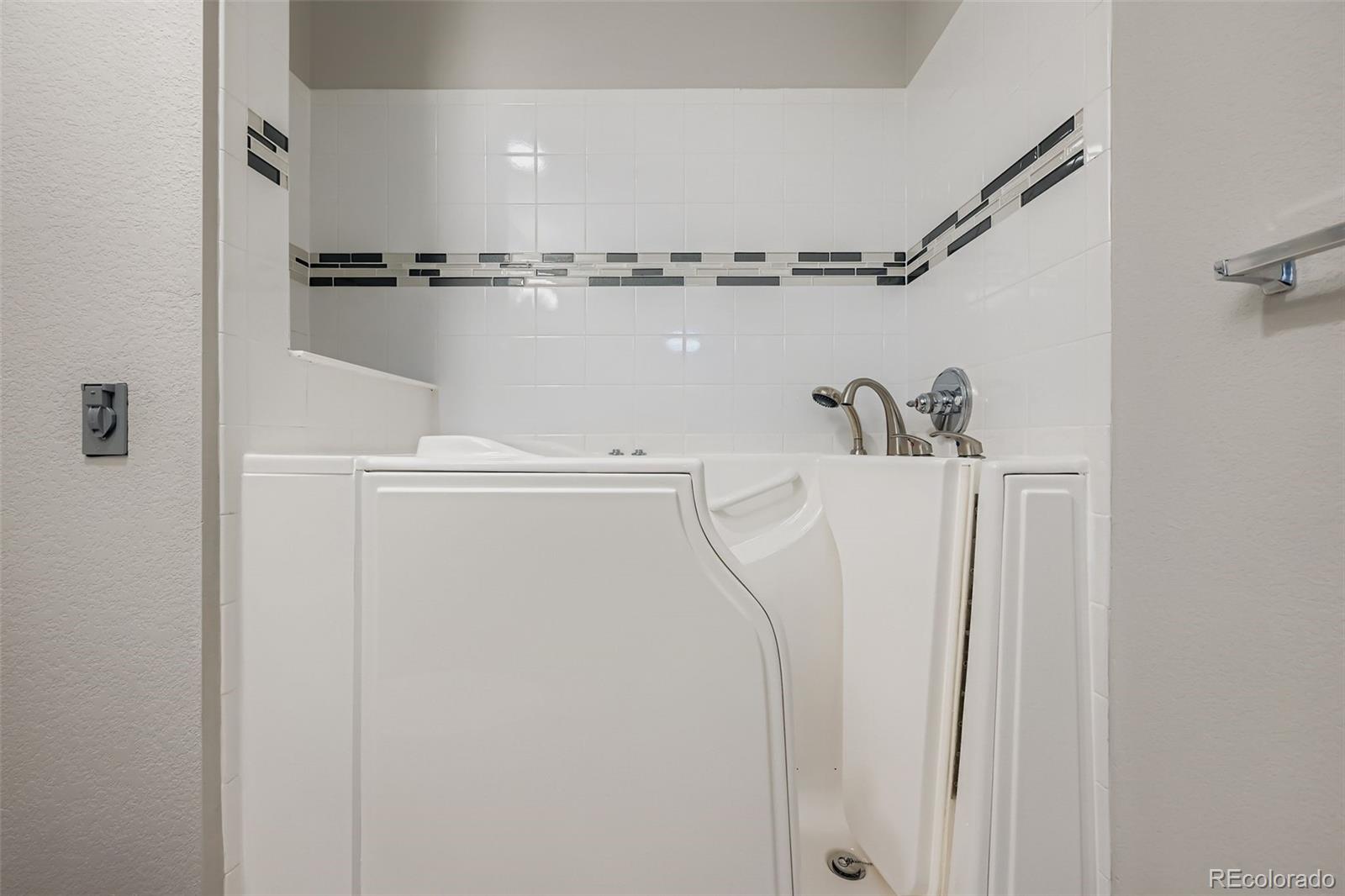 MLS Image #22 for 15700 e jamison drive 5-107,englewood, Colorado