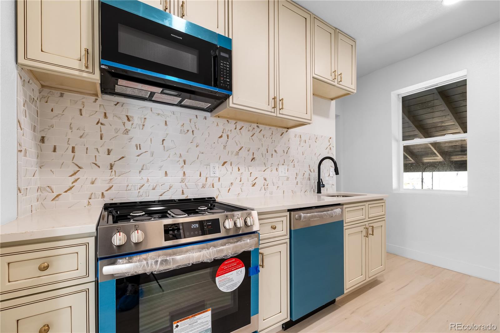 MLS Image #16 for 2207 e 25th ,denver, Colorado