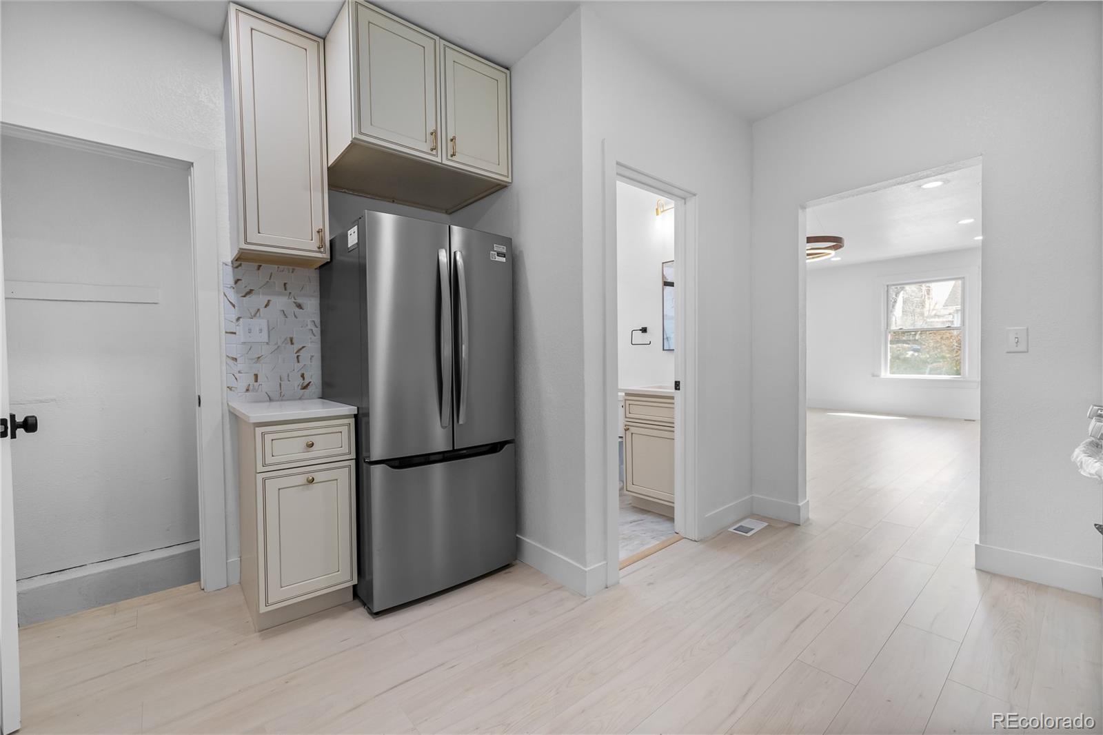 MLS Image #17 for 2207 e 25th ,denver, Colorado