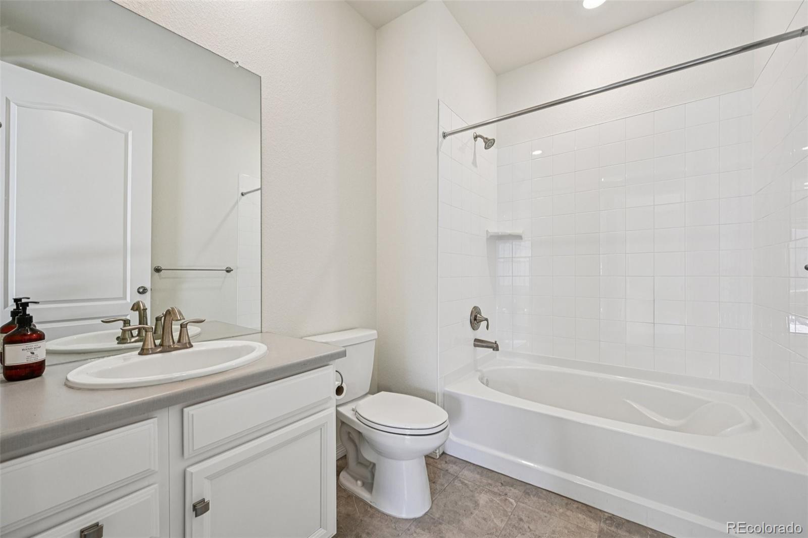MLS Image #17 for 7834  plateau creek lane,littleton, Colorado