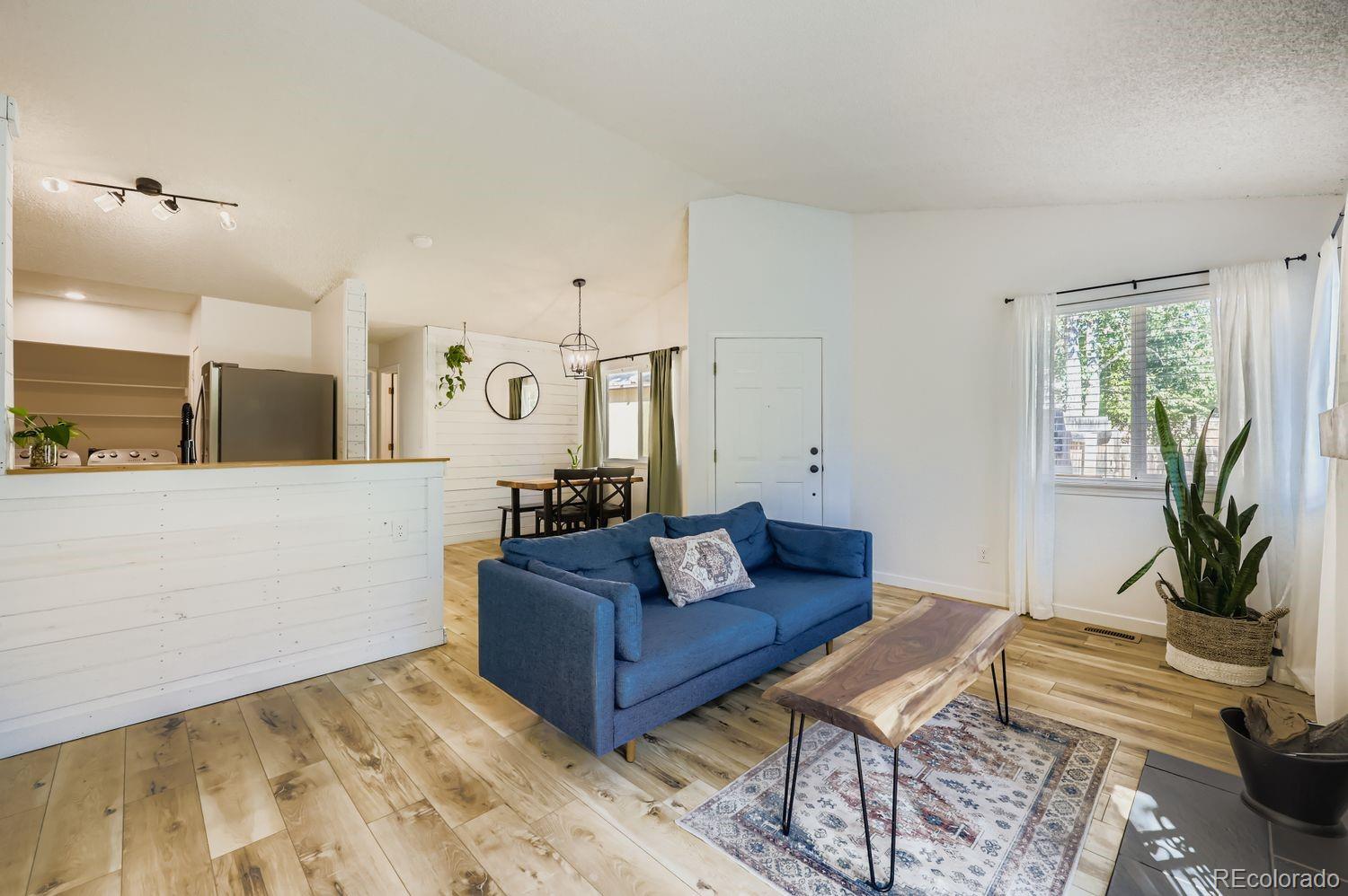 MLS Image #3 for 6660  zermatt drive,colorado springs, Colorado