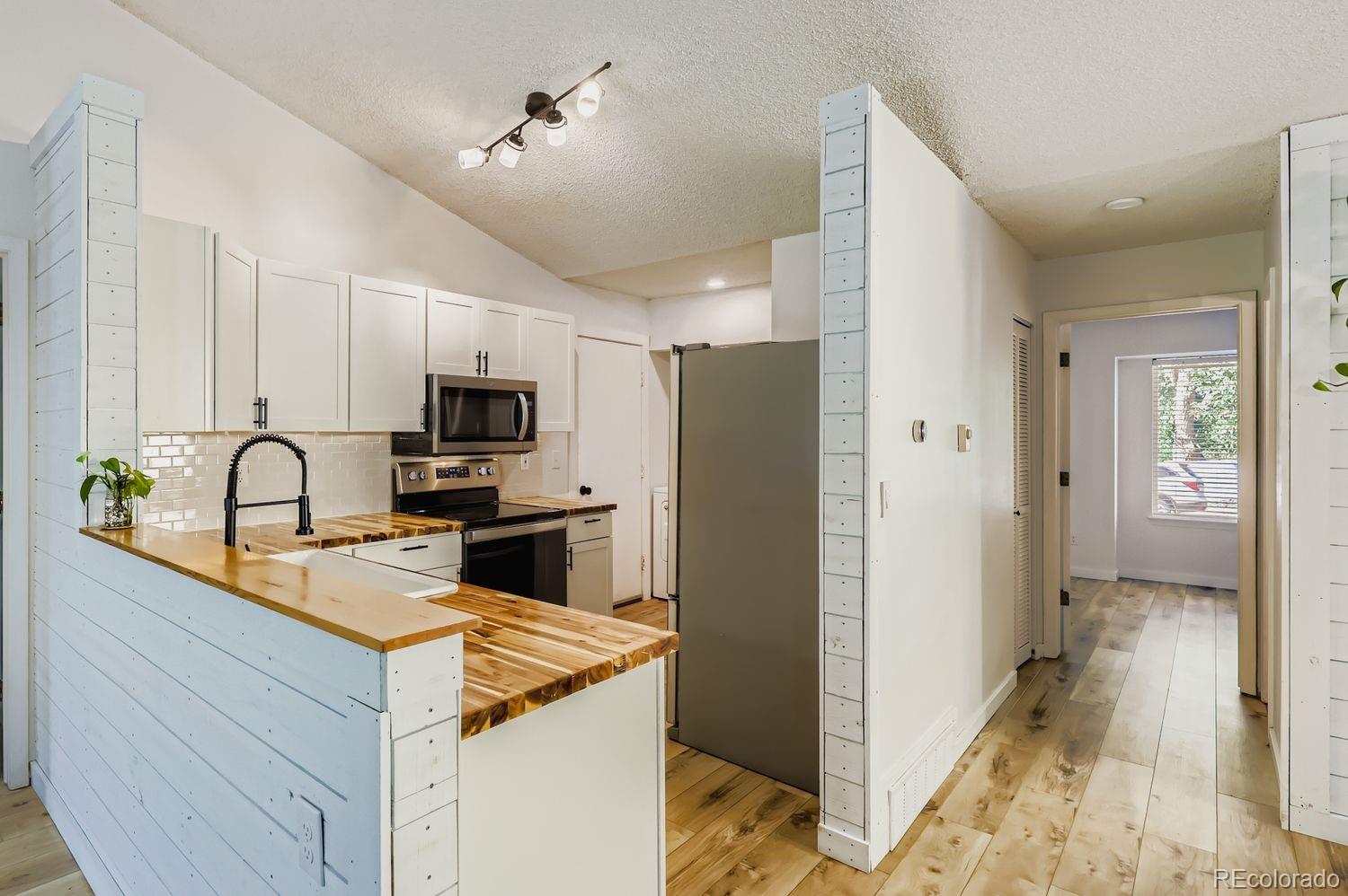 MLS Image #5 for 6660  zermatt drive,colorado springs, Colorado