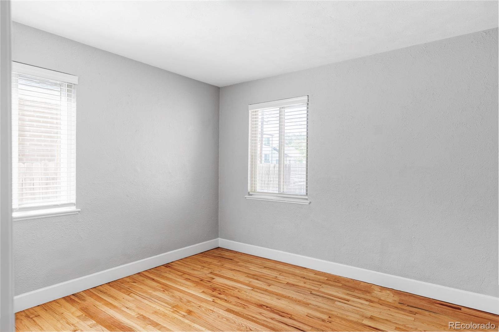MLS Image #23 for 1537  willow street,denver, Colorado