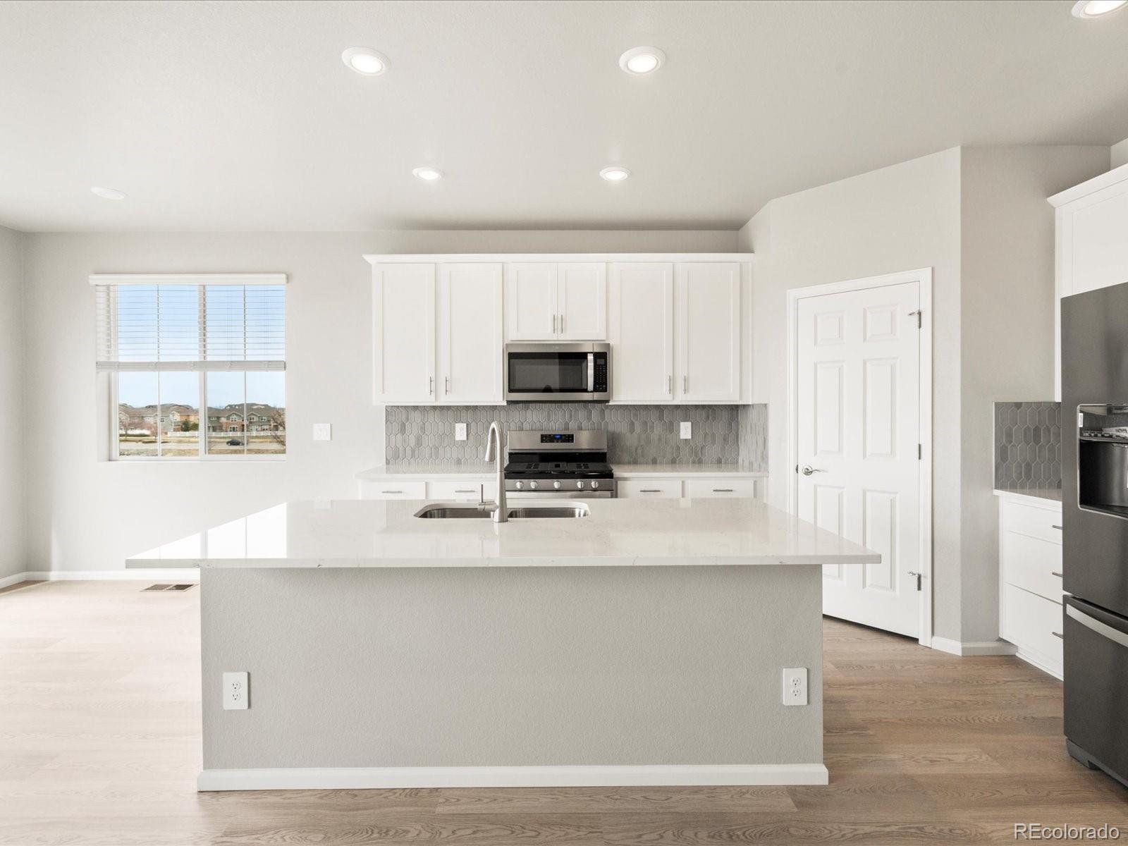 MLS Image #5 for 1957 s coolidge way,aurora, Colorado