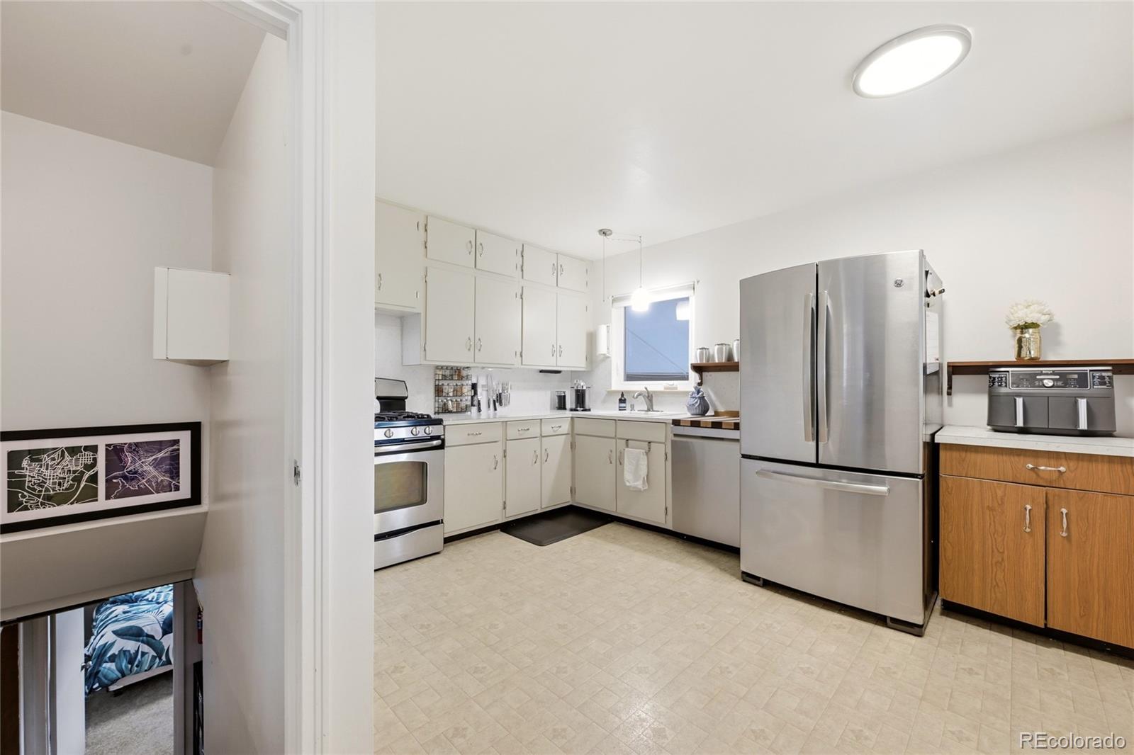 MLS Image #10 for 1464 s dale court,denver, Colorado
