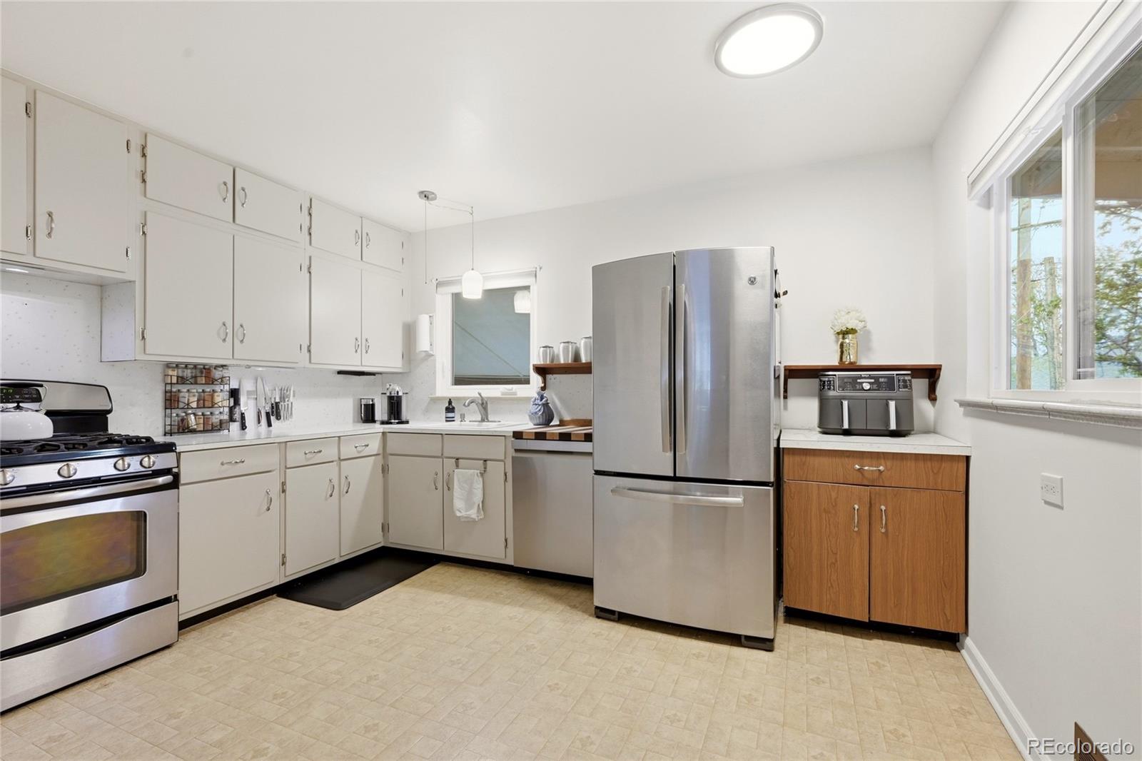 MLS Image #11 for 1464 s dale court,denver, Colorado