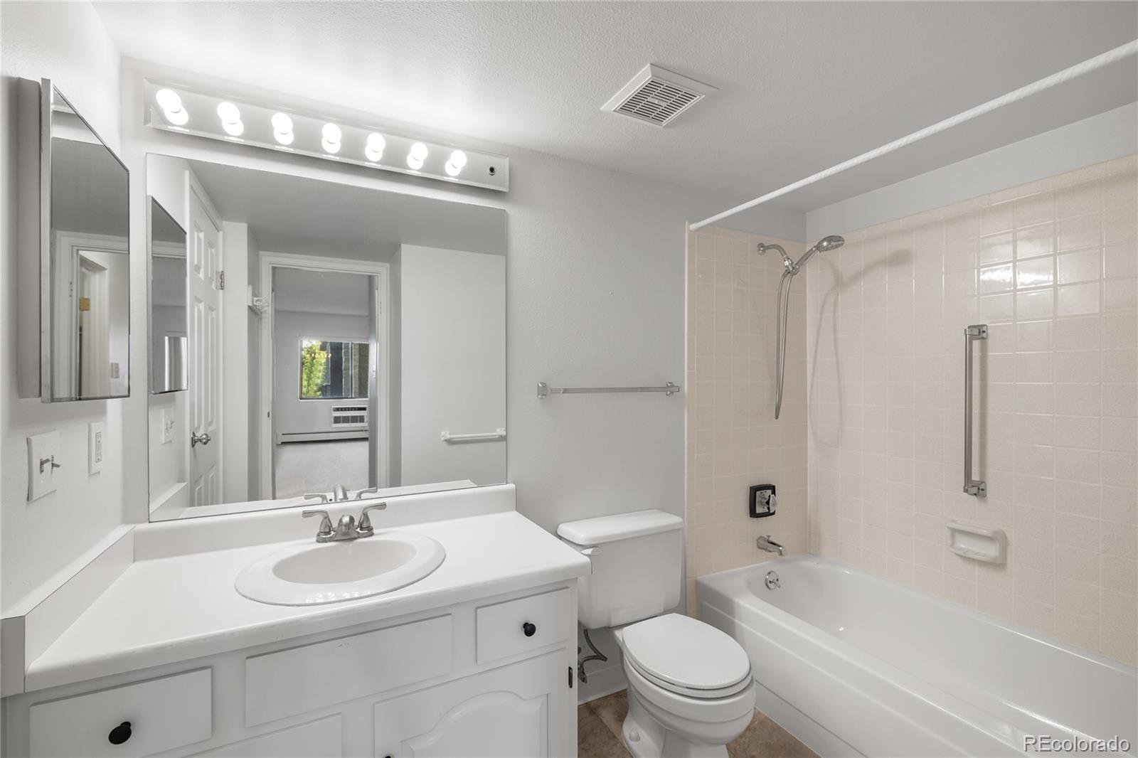 MLS Image #23 for 13931 e marina drive 304,aurora, Colorado
