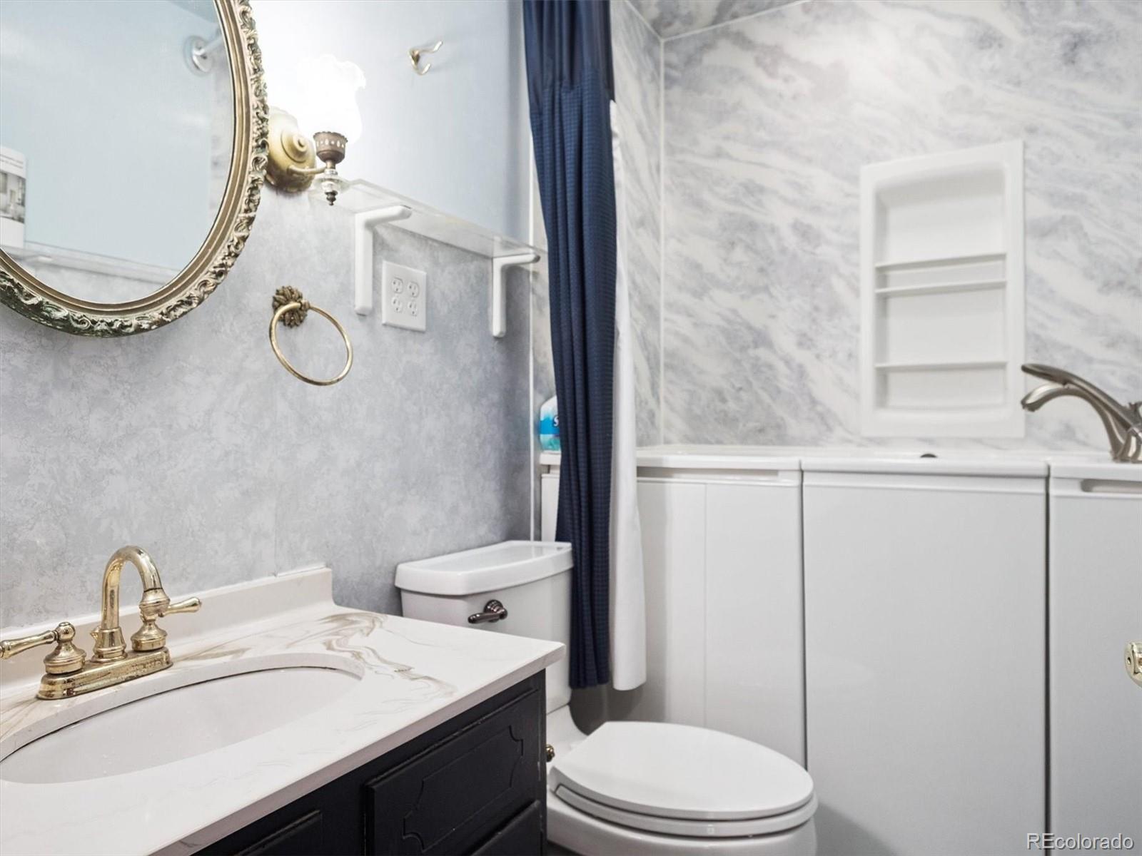 MLS Image #10 for 2529 s utica street,denver, Colorado