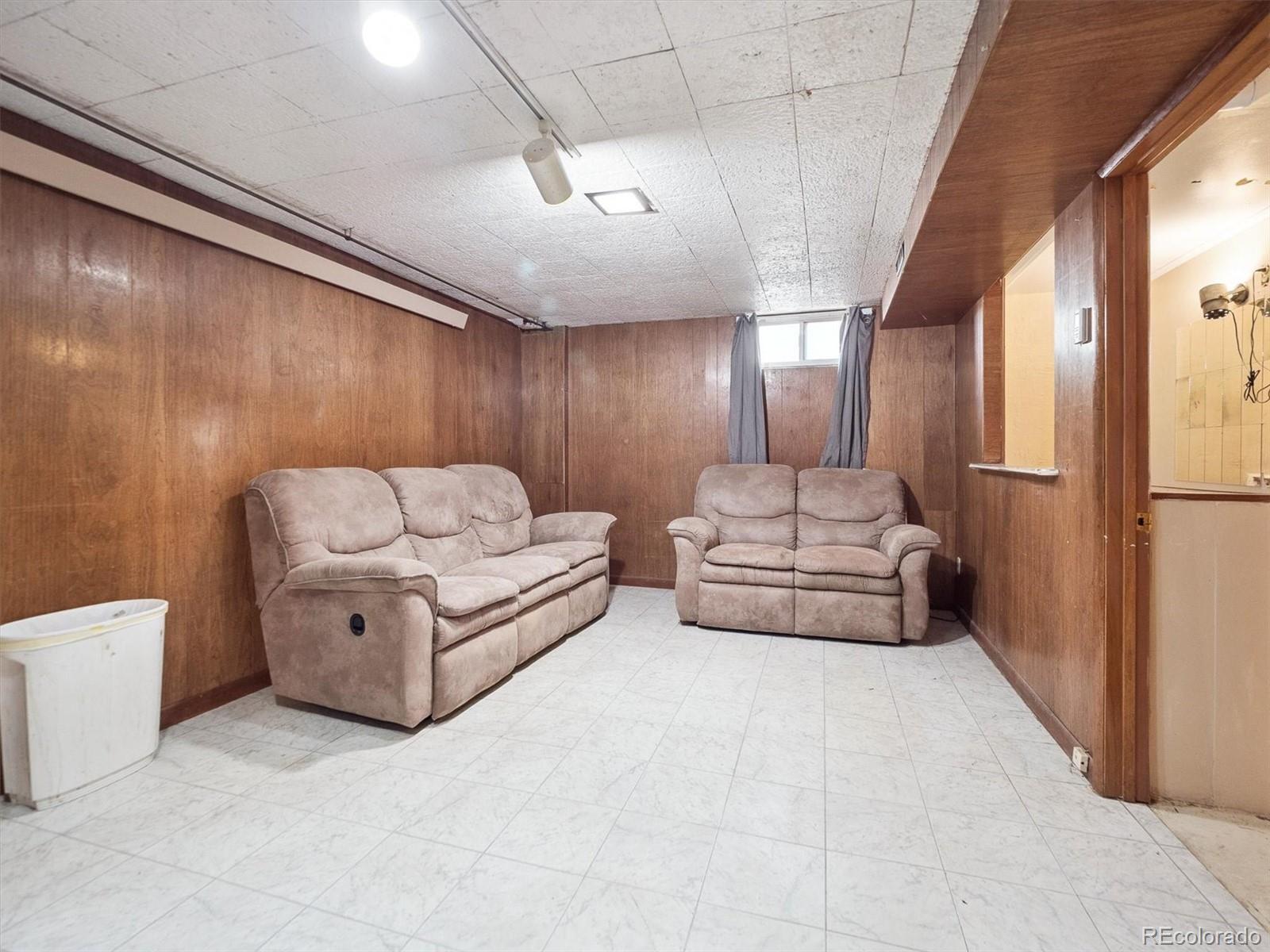 MLS Image #11 for 2529 s utica street,denver, Colorado