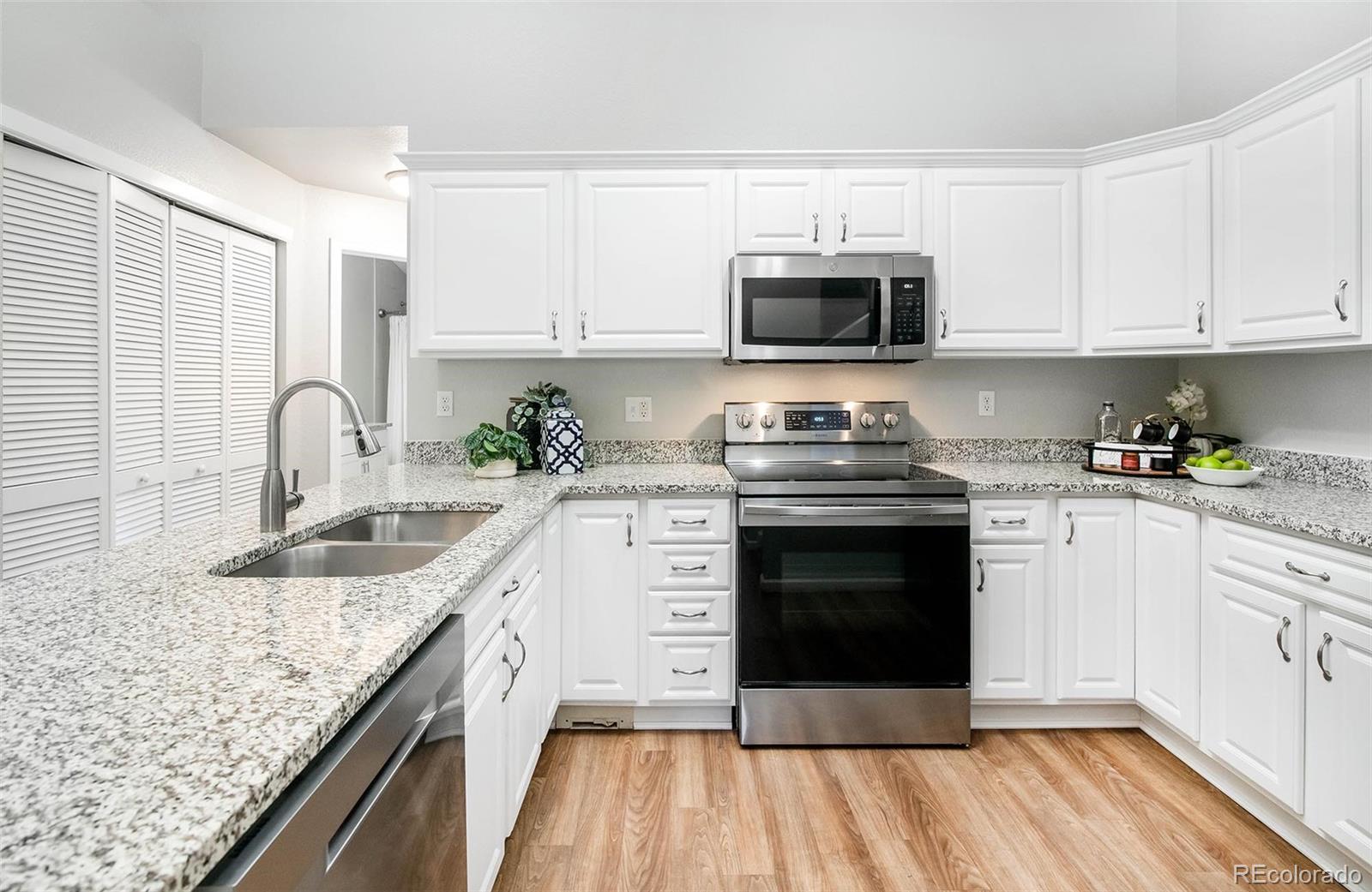 MLS Image #10 for 2920 w centennial drive,littleton, Colorado