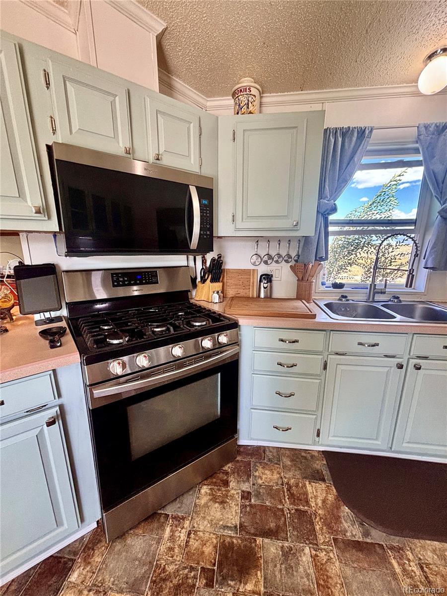 MLS Image #9 for 10075  lane 1 ,mosca, Colorado