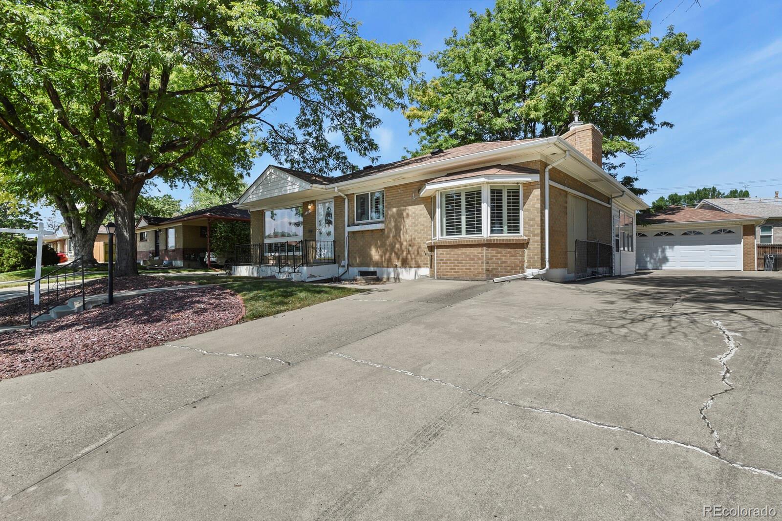 MLS Image #2 for 2281  samuel drive,denver, Colorado