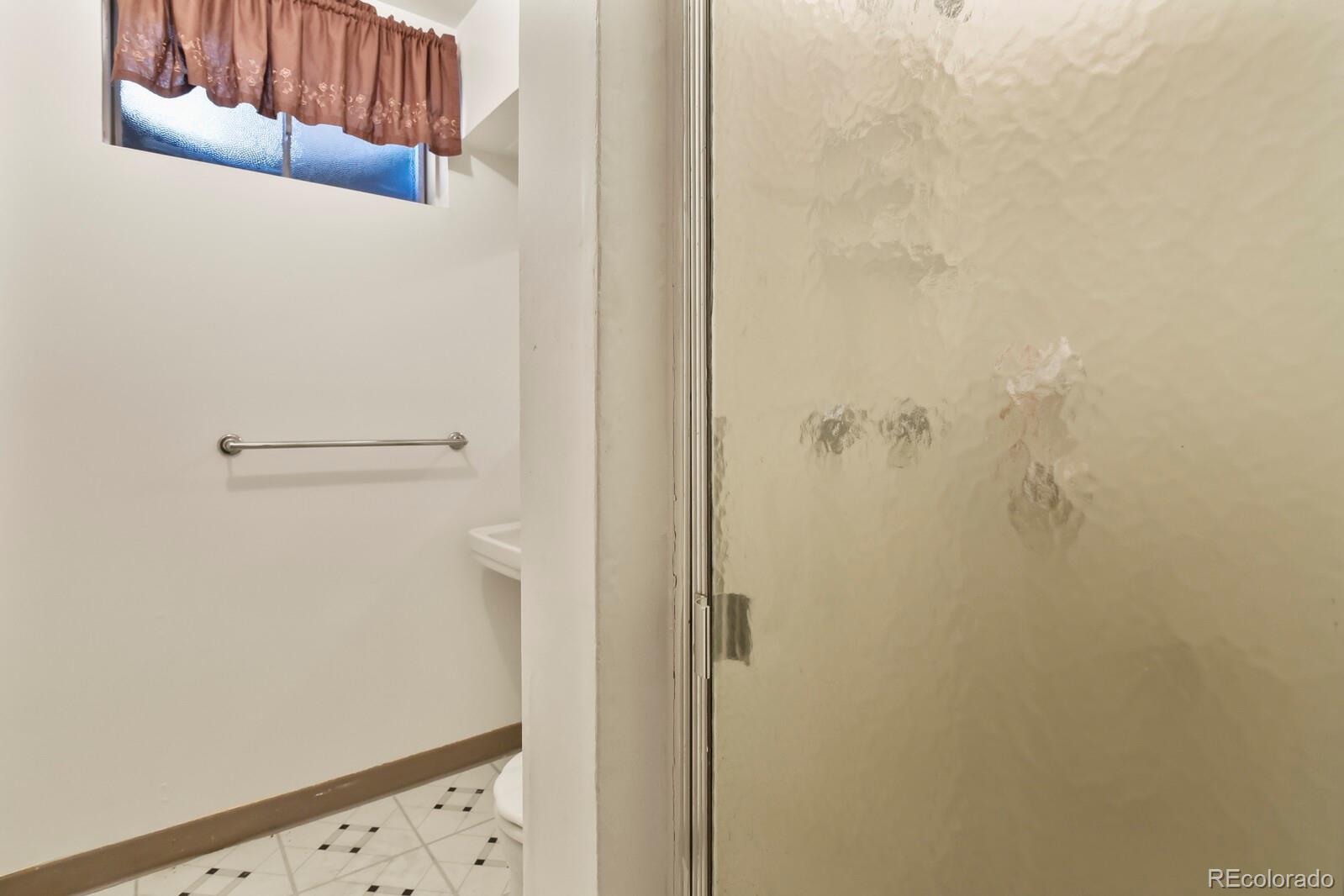 MLS Image #25 for 2281  samuel drive,denver, Colorado
