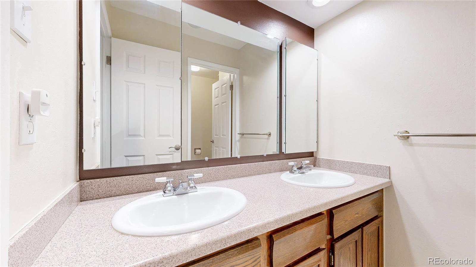 MLS Image #26 for 3368 s richfield way,aurora, Colorado