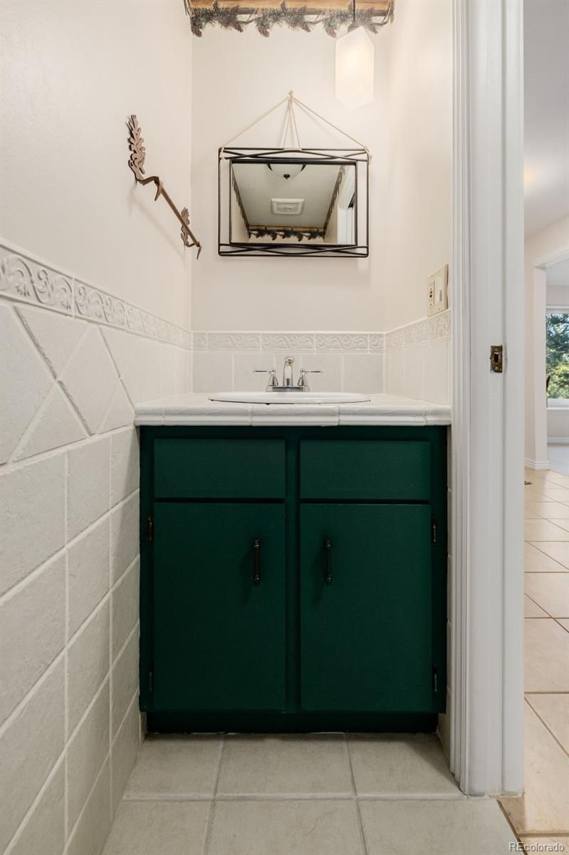 MLS Image #23 for 28735  little big horn drive,evergreen, Colorado