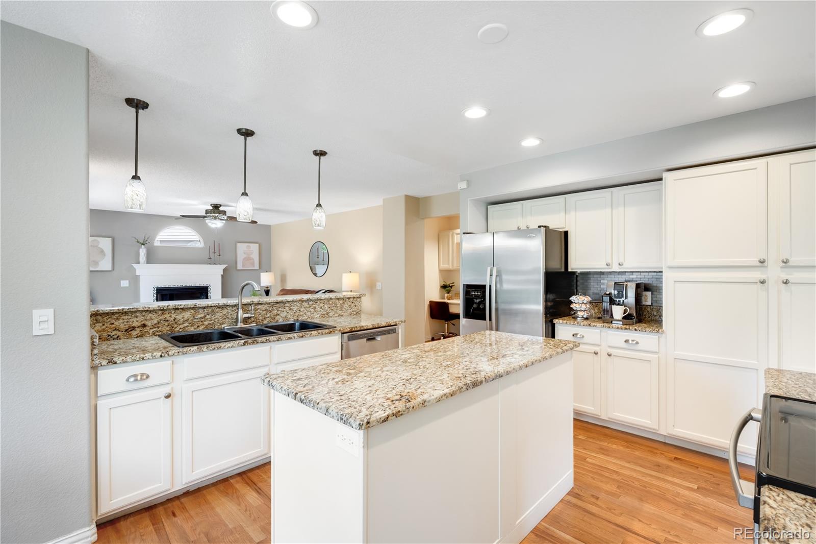 MLS Image #11 for 3367 s argonne court,aurora, Colorado