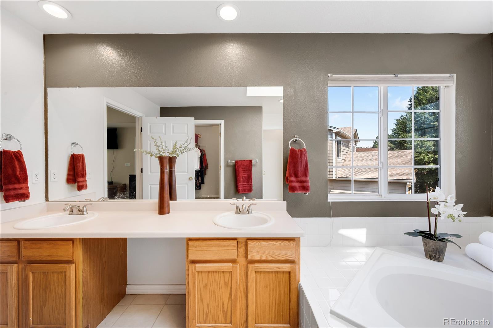 MLS Image #23 for 3367 s argonne court,aurora, Colorado