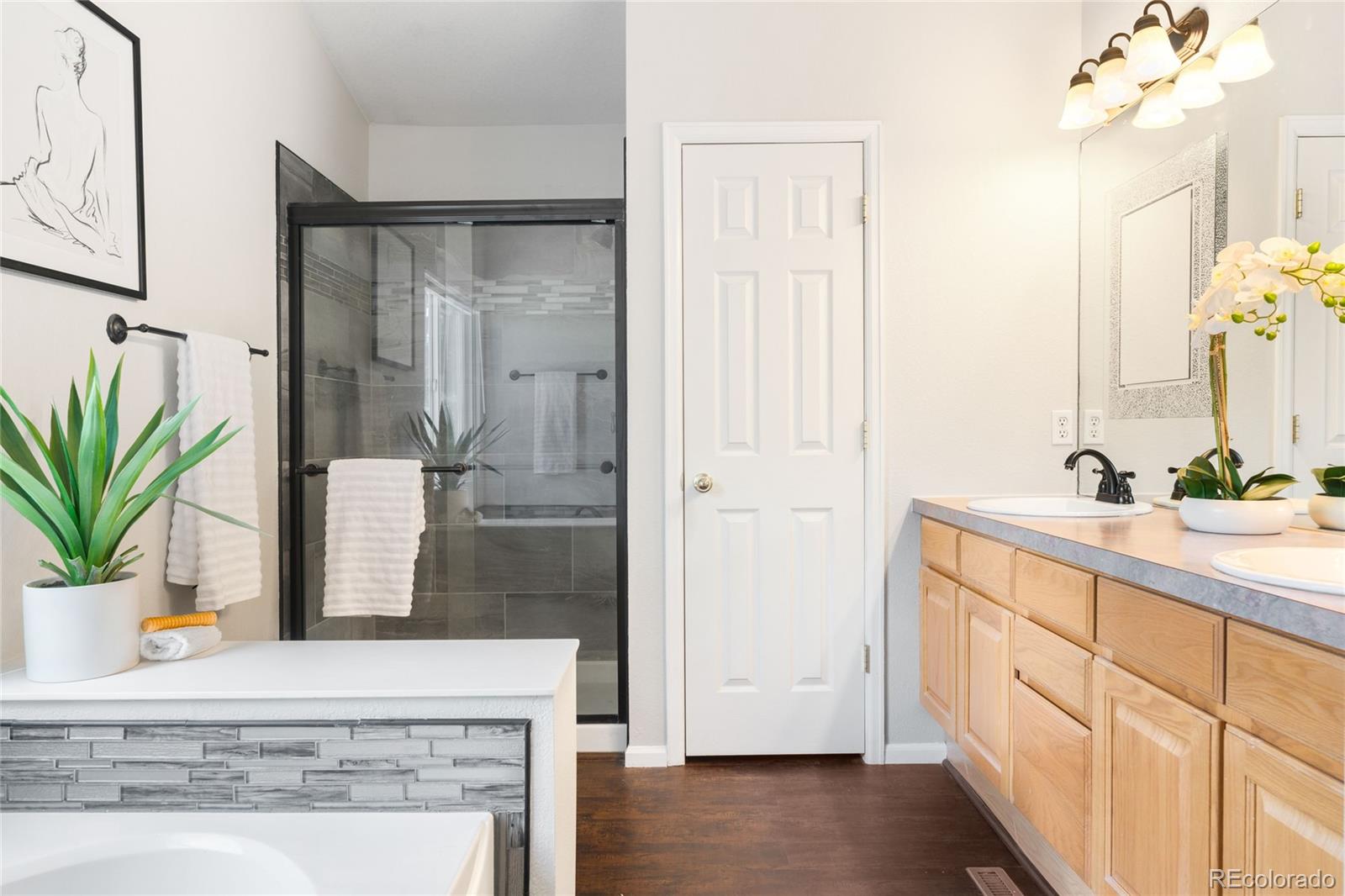 MLS Image #25 for 12705  home farm drive,denver, Colorado