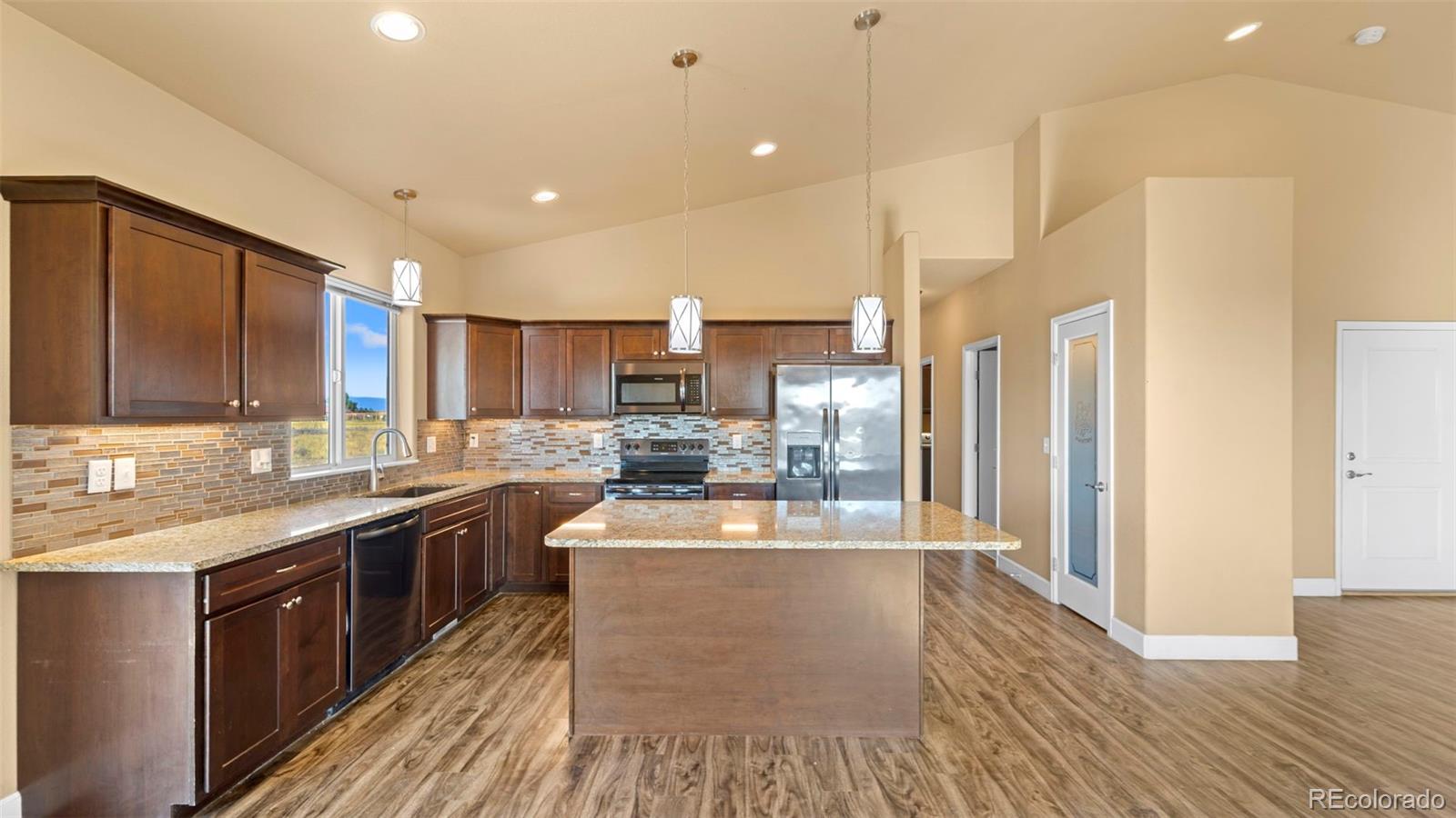 MLS Image #10 for 634 e fredonia drive,pueblo, Colorado