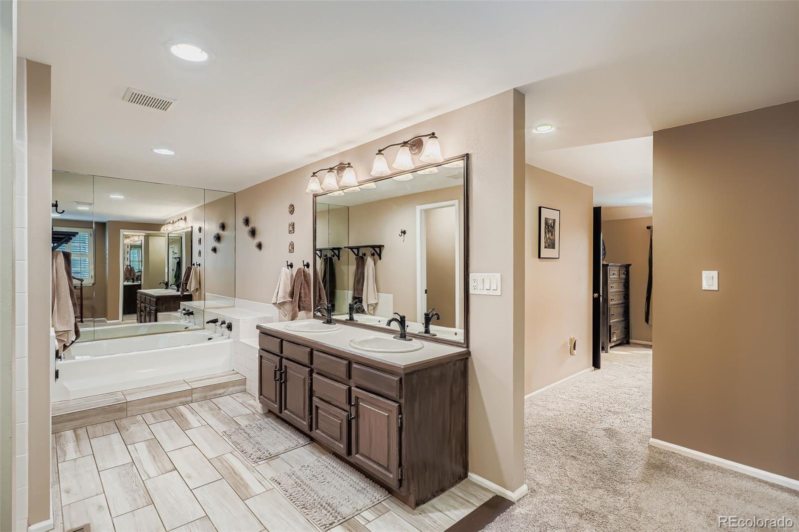 MLS Image #14 for 5815 e irish place,centennial, Colorado