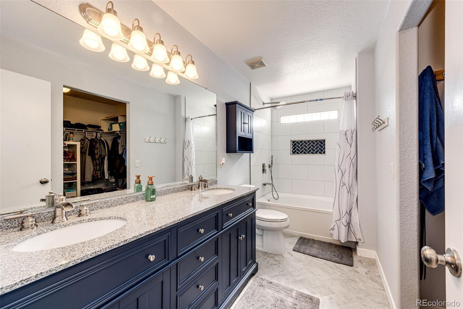 MLS Image #30 for 21558 e 45th avenue,denver, Colorado