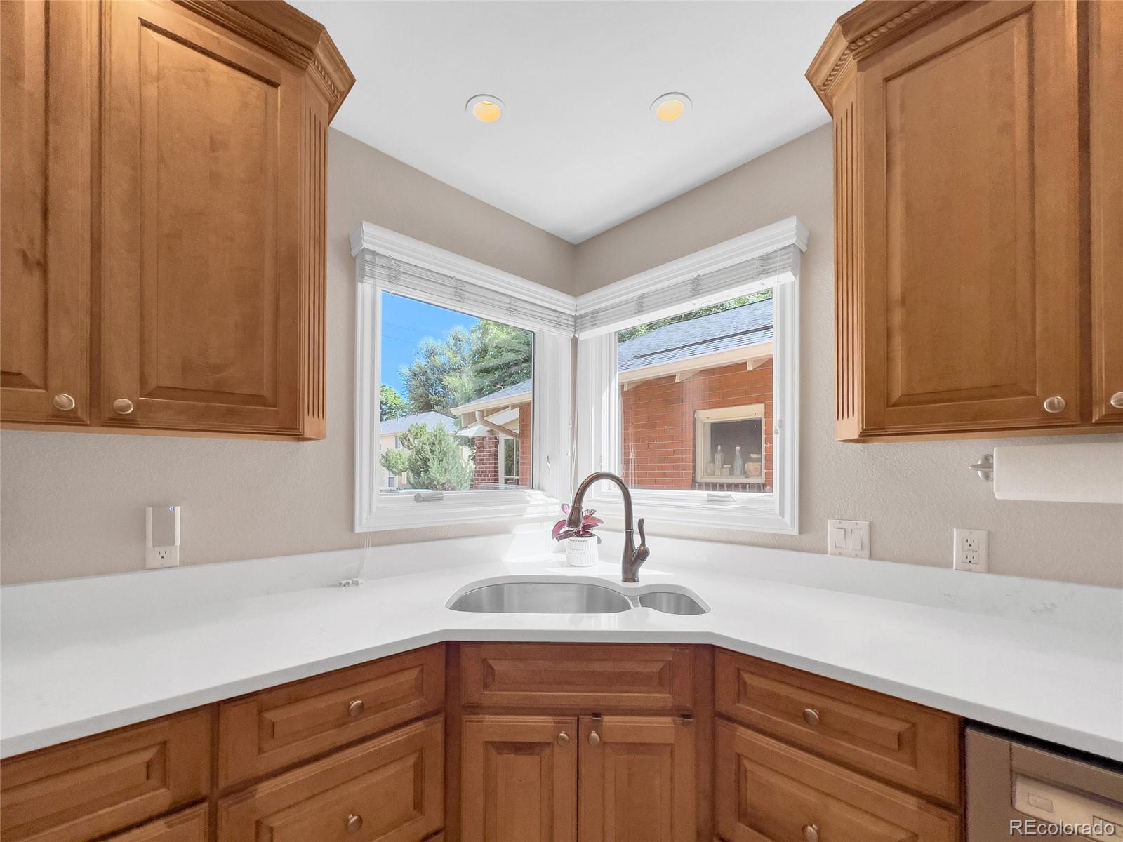 MLS Image #11 for 461 s franklin street,denver, Colorado
