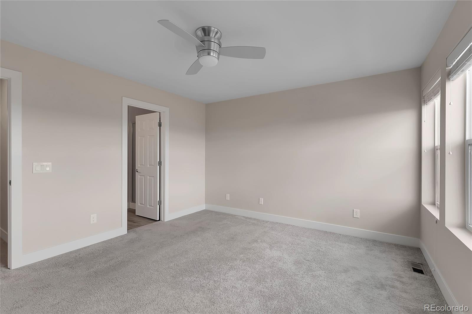 MLS Image #17 for 16060 e 47th drive ,denver, Colorado