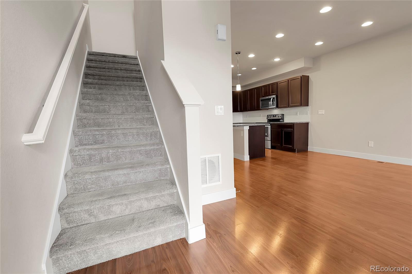 MLS Image #3 for 16060 e 47th drive ,denver, Colorado