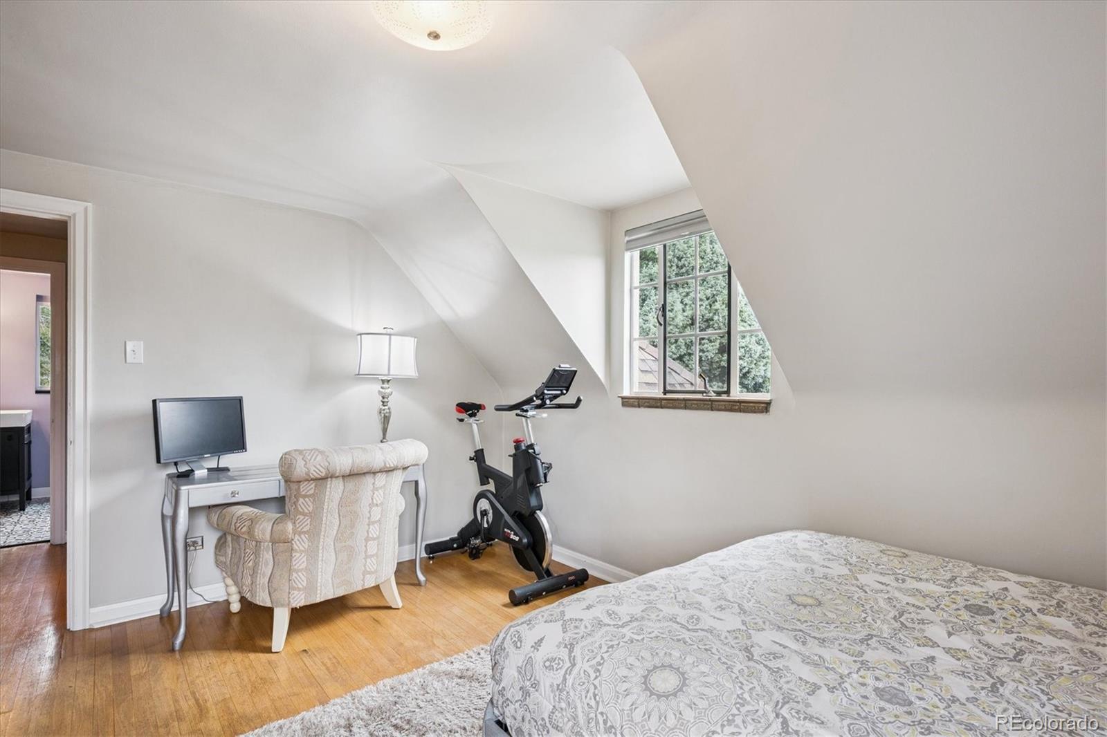 MLS Image #21 for 1545  locust street,denver, Colorado