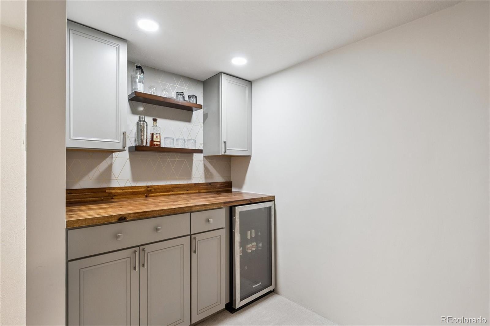 MLS Image #24 for 1545  locust street,denver, Colorado