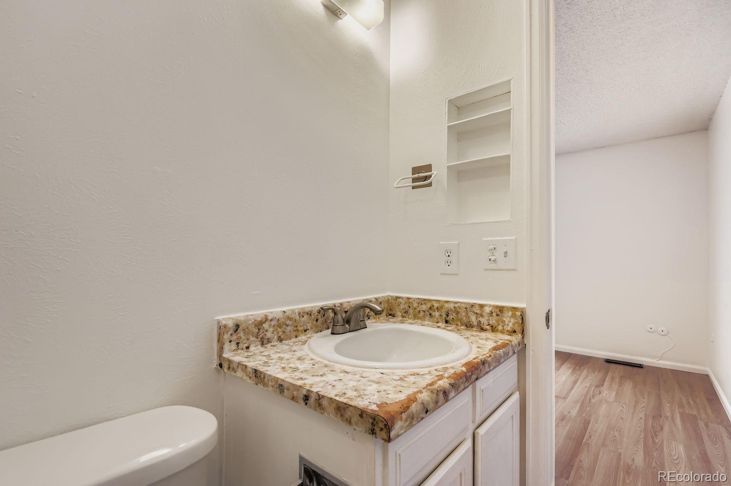 MLS Image #16 for 5161 s richfield street,centennial, Colorado