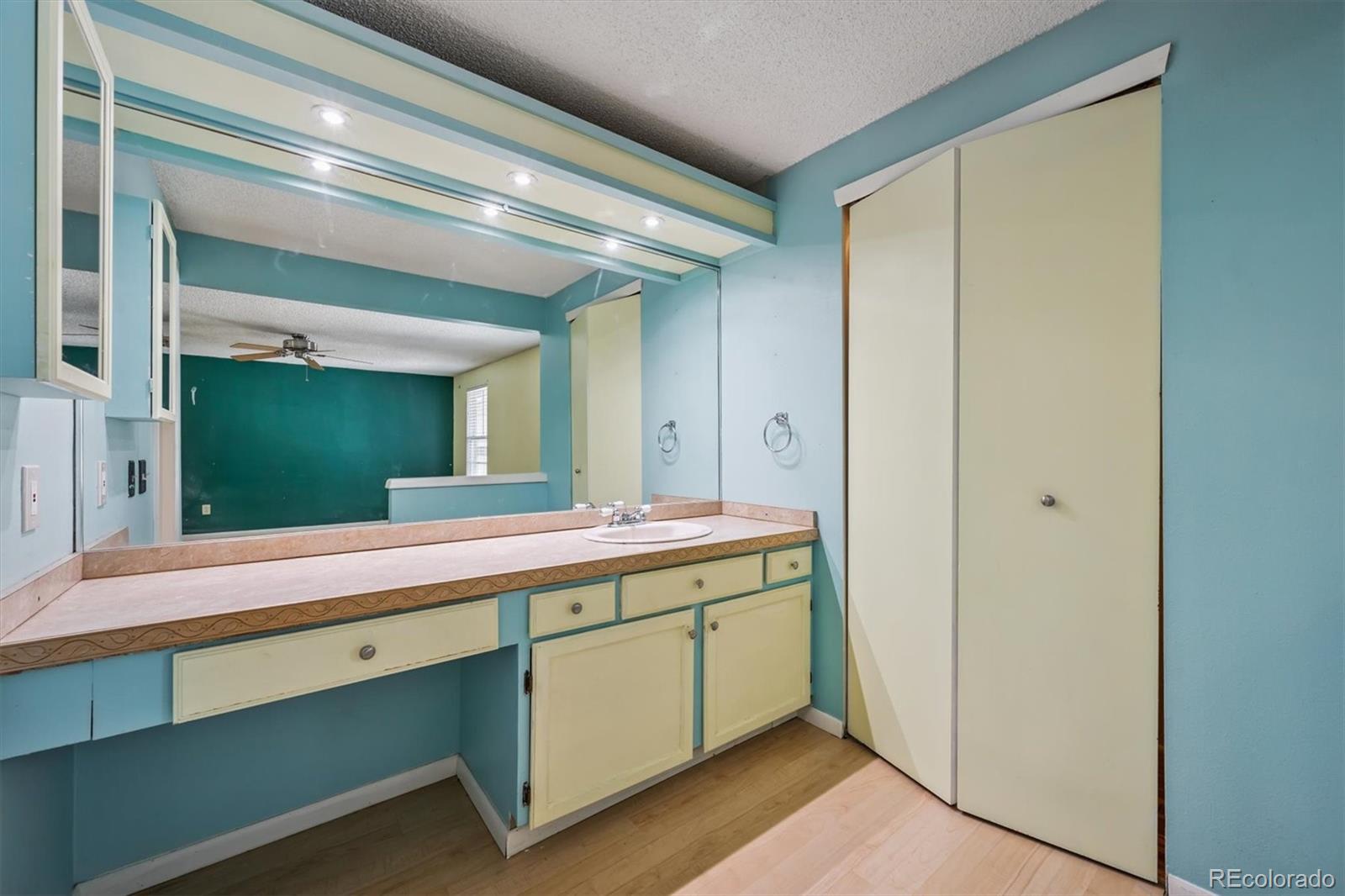 MLS Image #22 for 979 s granby way ,aurora, Colorado