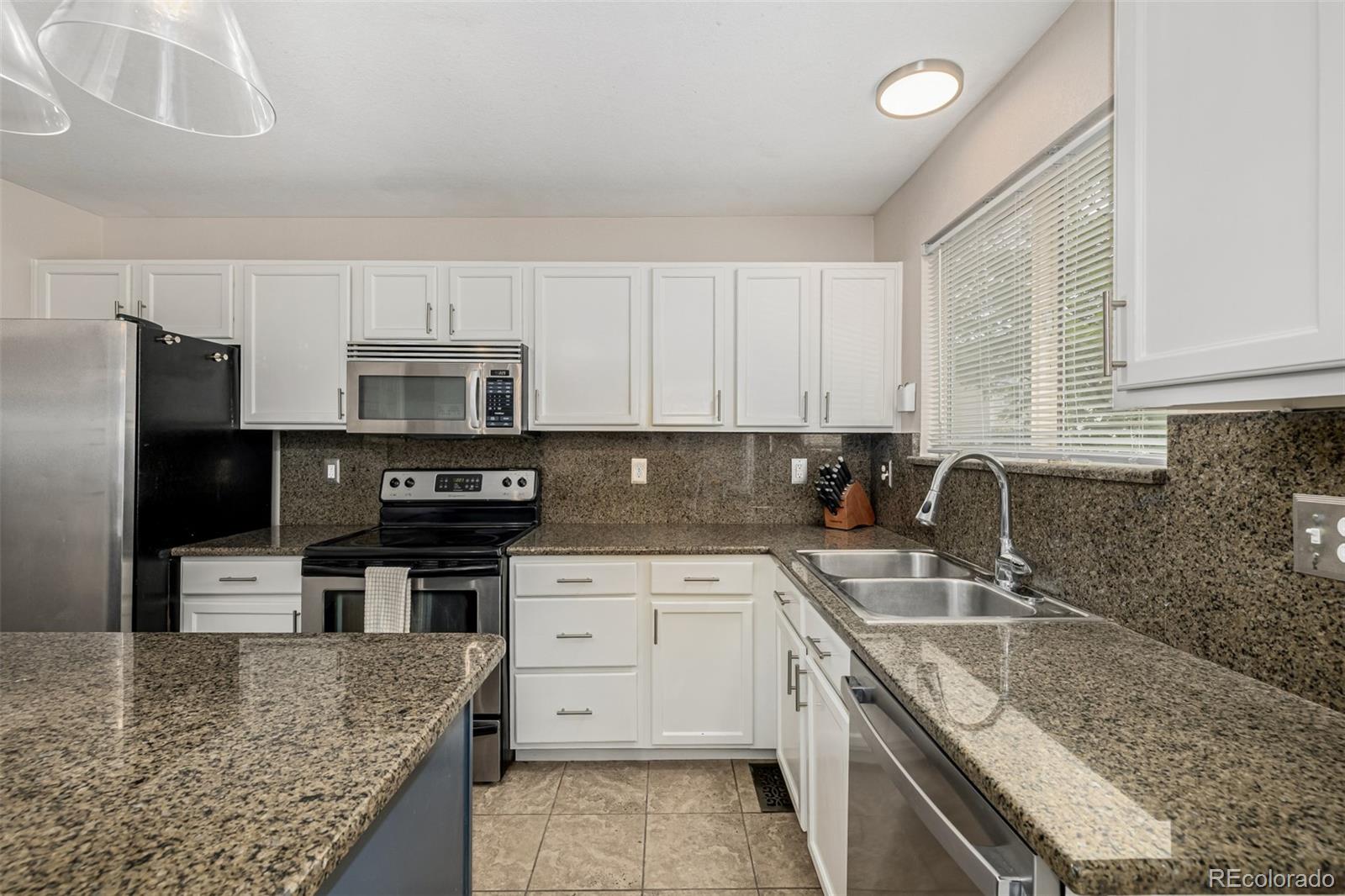 MLS Image #8 for 2792 s bahama court,aurora, Colorado