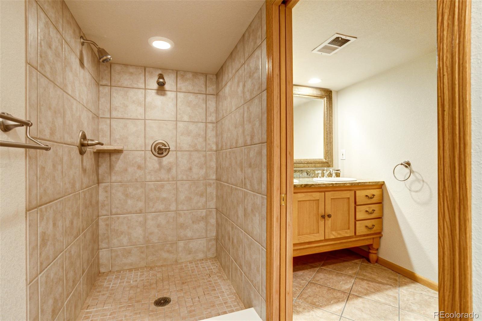 MLS Image #10 for 264  shupe circle,loveland, Colorado