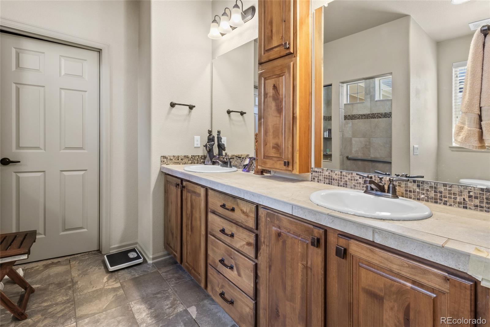 MLS Image #16 for 5470  ensenada street,denver, Colorado