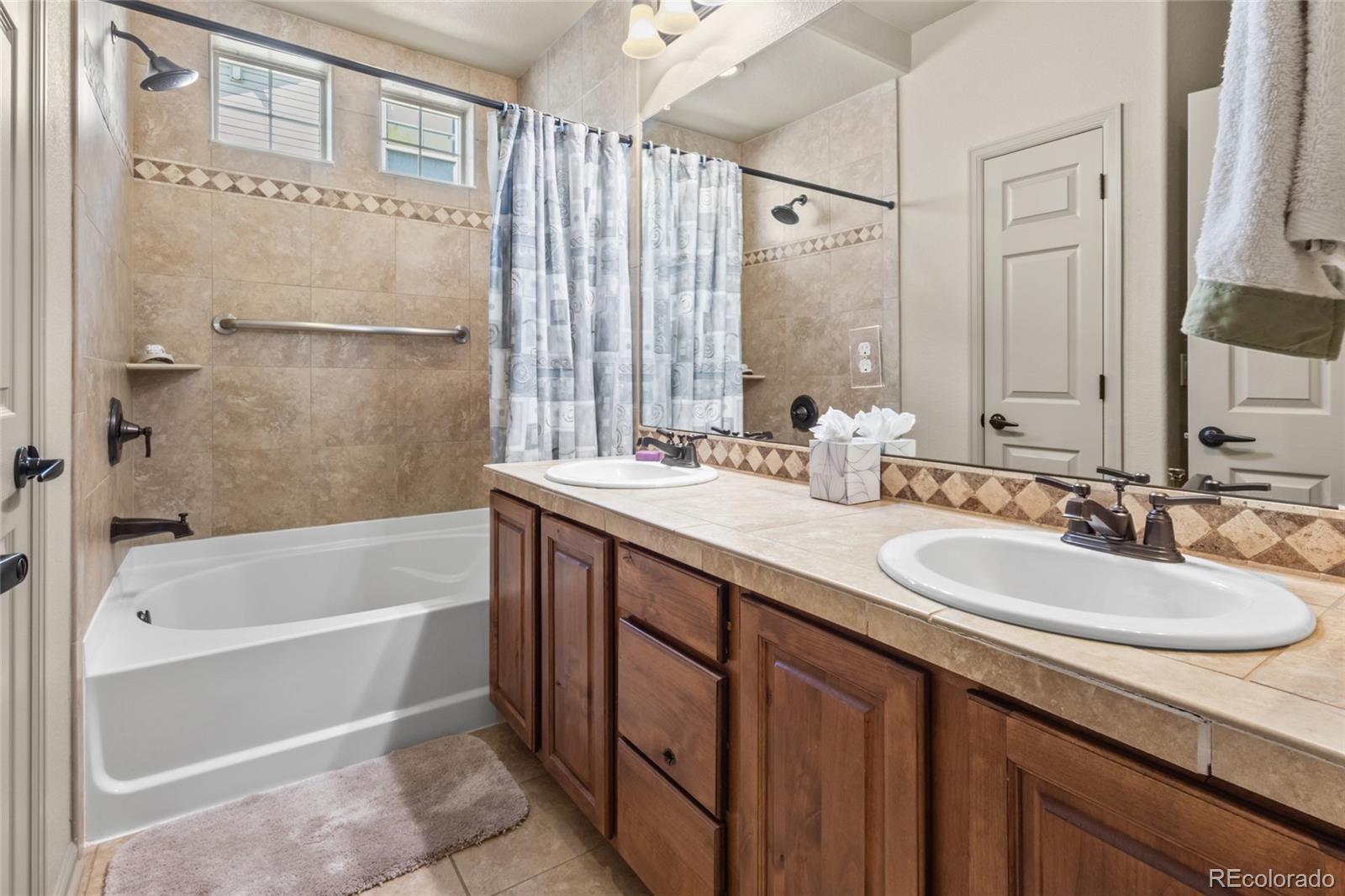 MLS Image #4 for 5470  ensenada street,denver, Colorado