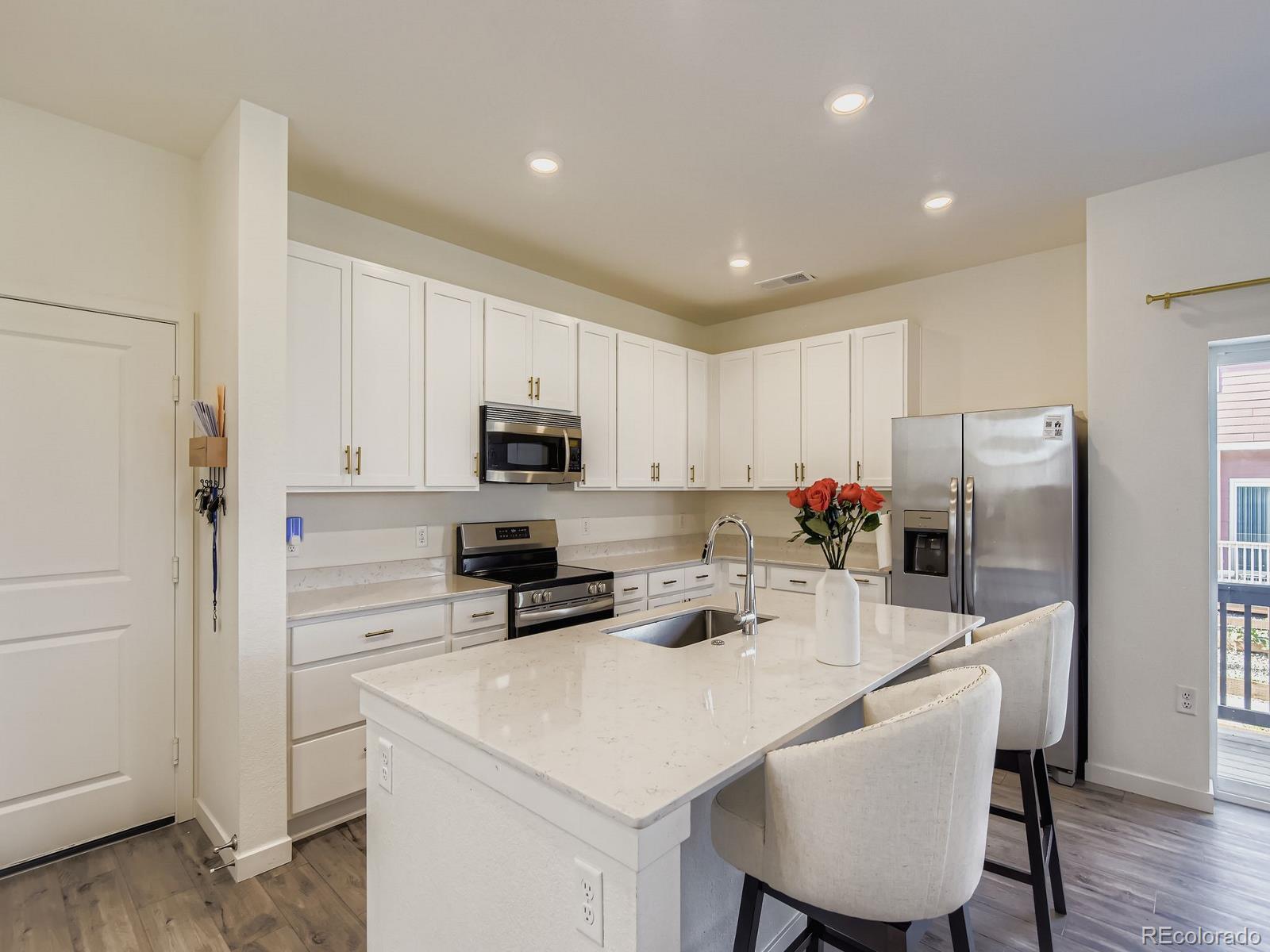 MLS Image #11 for 625  aspen avenue,bennett, Colorado
