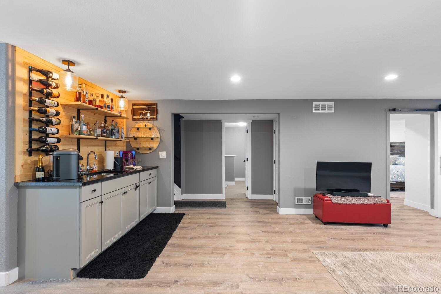 MLS Image #20 for 2667 s clayton street,denver, Colorado