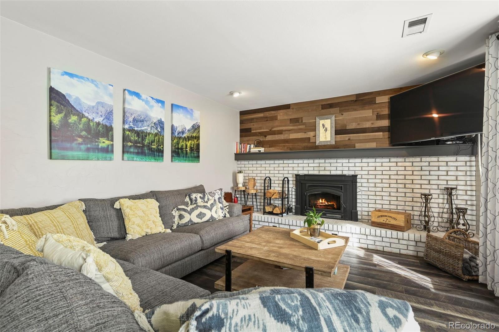 MLS Image #13 for 4816 s zang way,morrison, Colorado