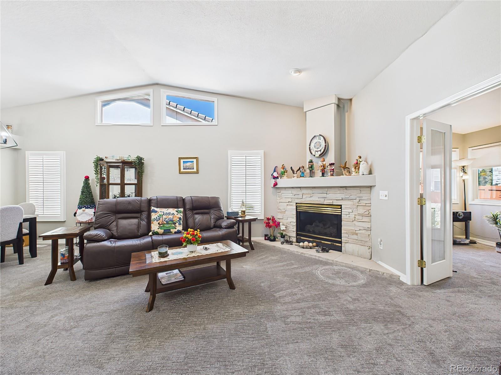 MLS Image #15 for 860  loma point,colorado springs, Colorado