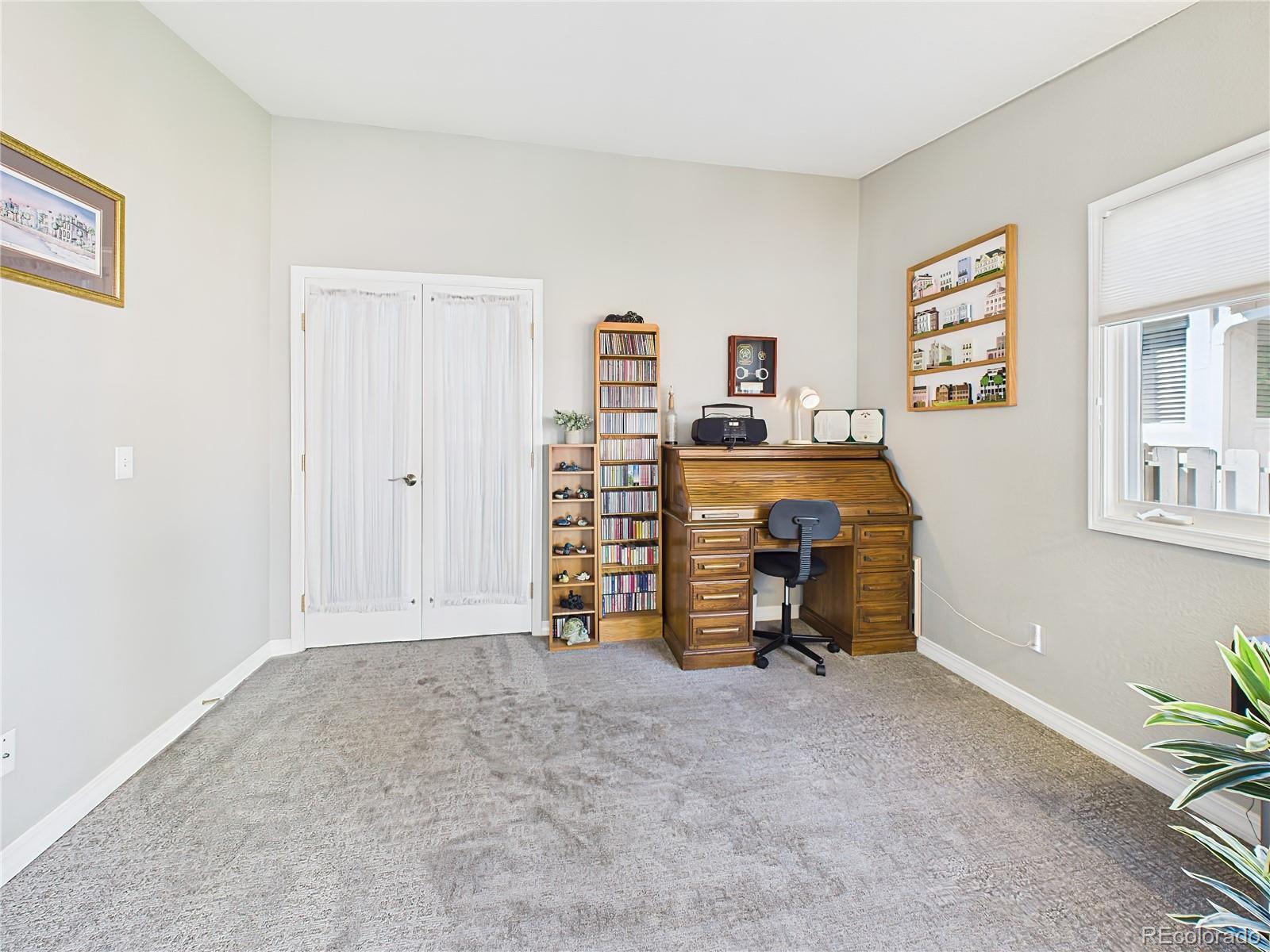 MLS Image #21 for 860  loma point,colorado springs, Colorado