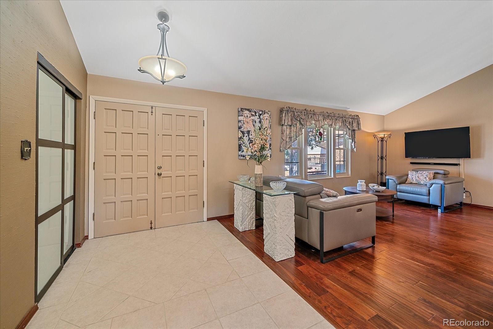 MLS Image #4 for 8866 e easter avenue,centennial, Colorado