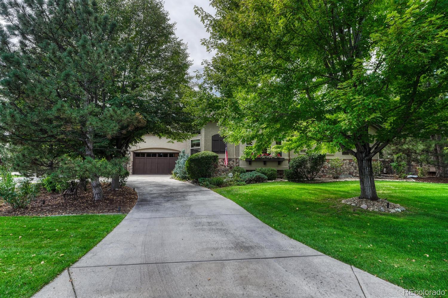 MLS Image #1 for 32  brookhaven place,littleton, Colorado