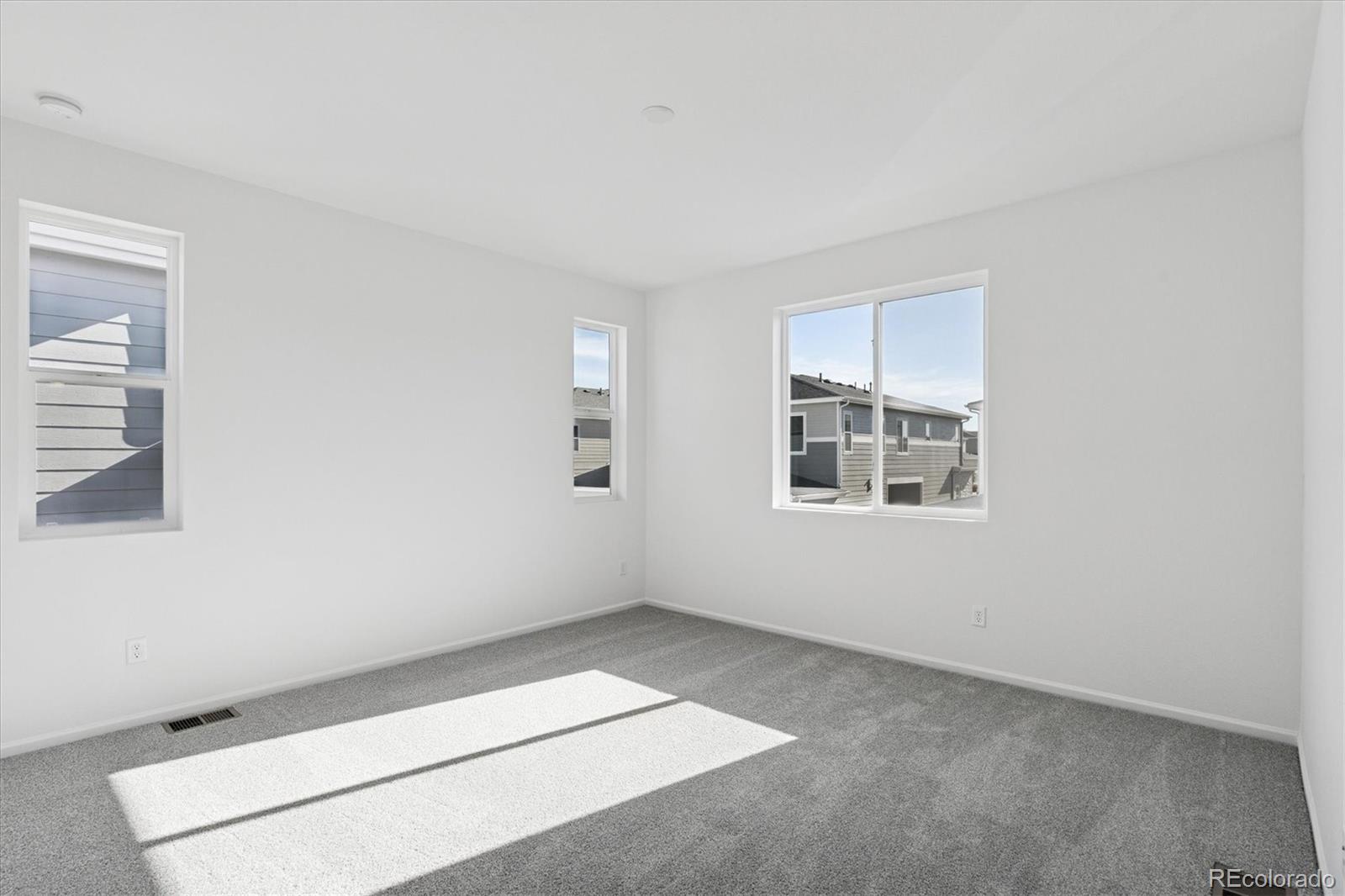 MLS Image #14 for 17054 e virginia avenue,aurora, Colorado