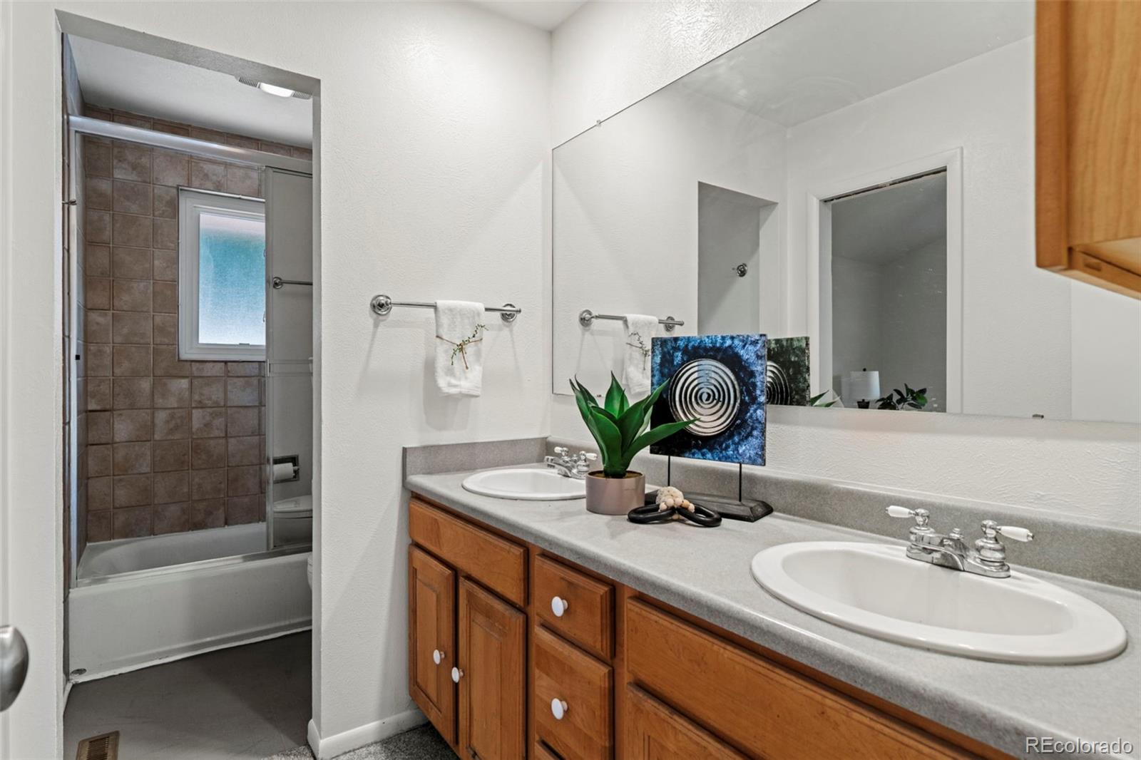 MLS Image #24 for 11617 e wesley avenue,aurora, Colorado