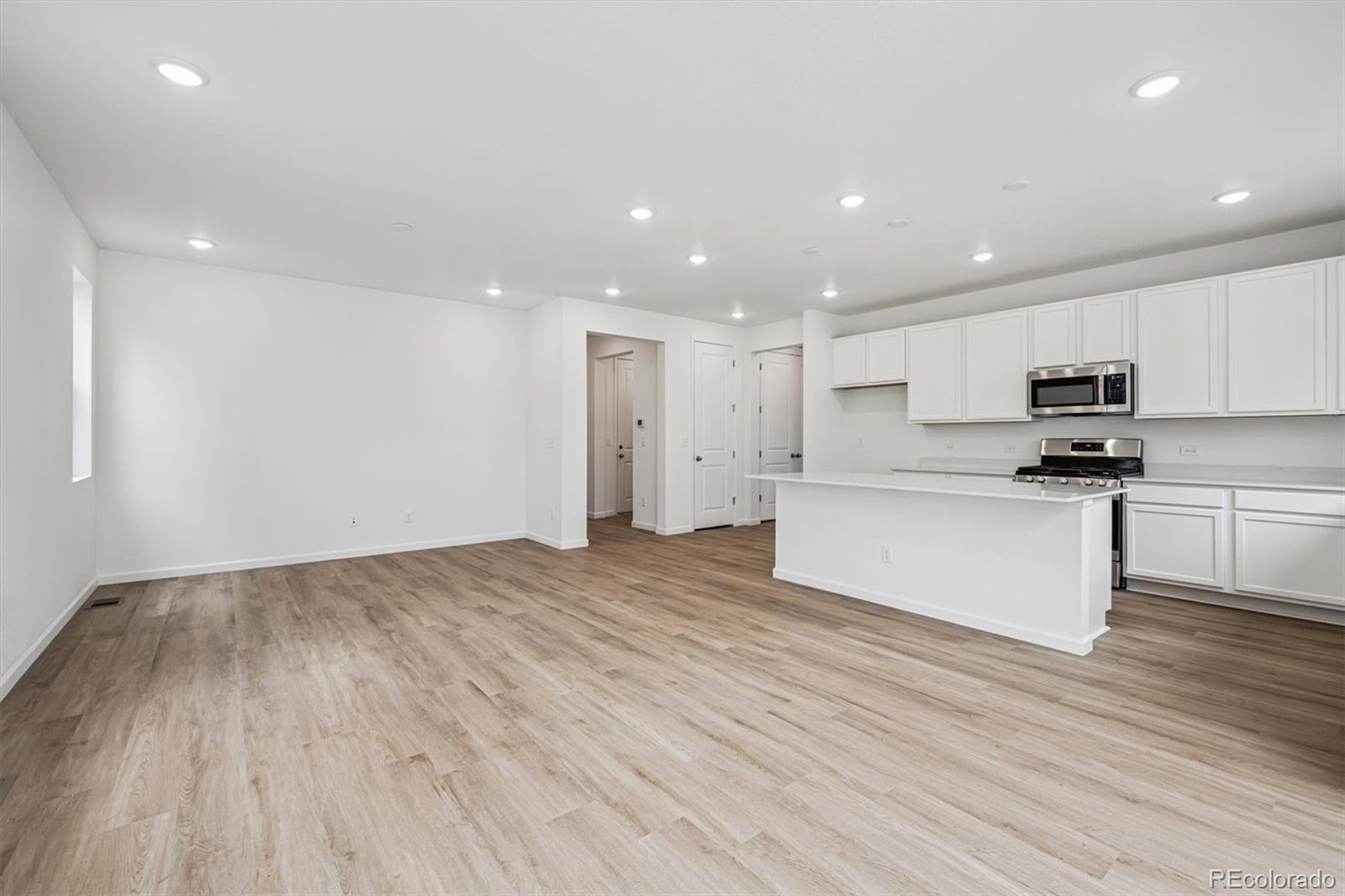 MLS Image #11 for 6596 n nepal street,aurora, Colorado