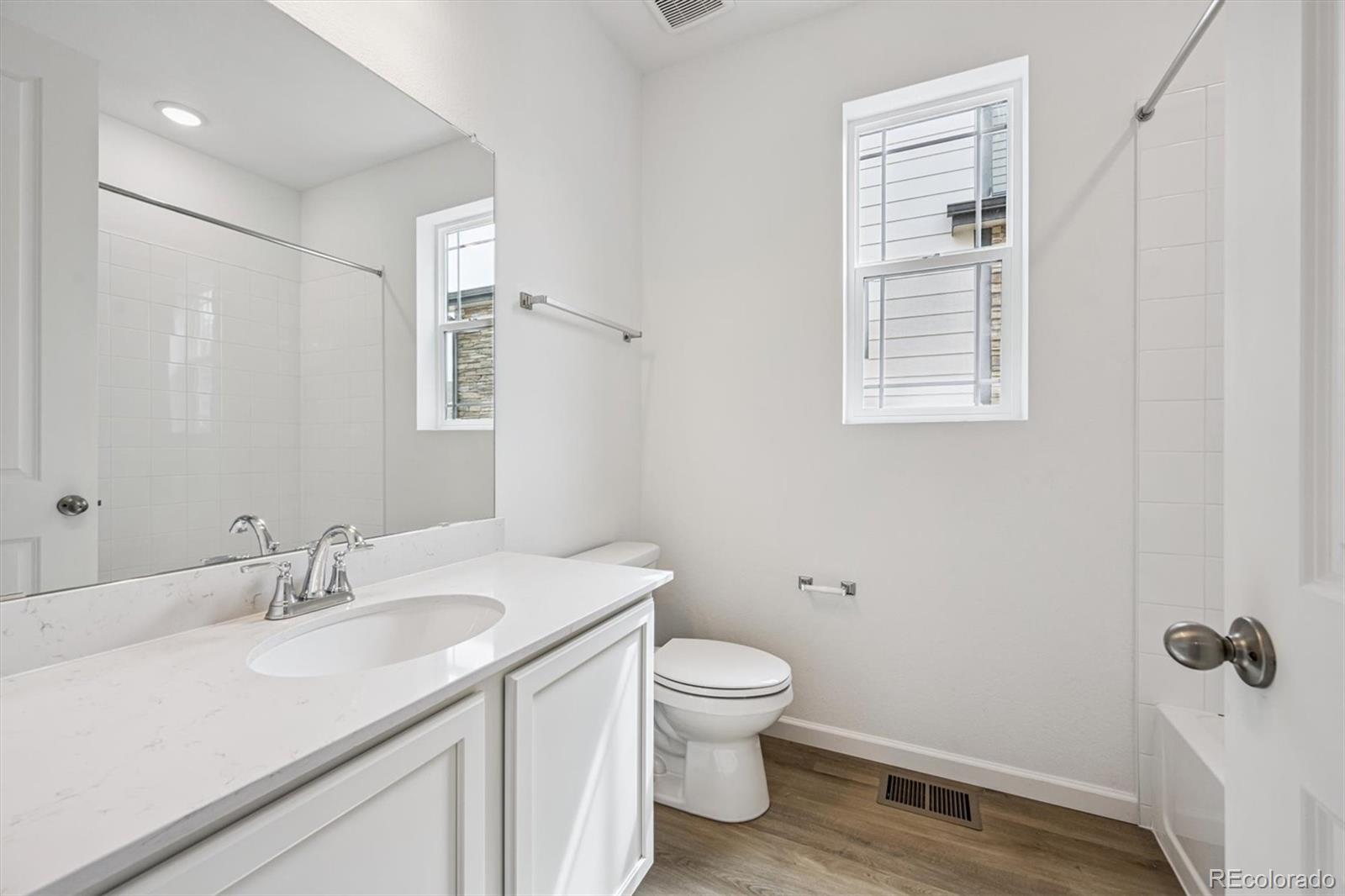 MLS Image #3 for 6596 n nepal street,aurora, Colorado