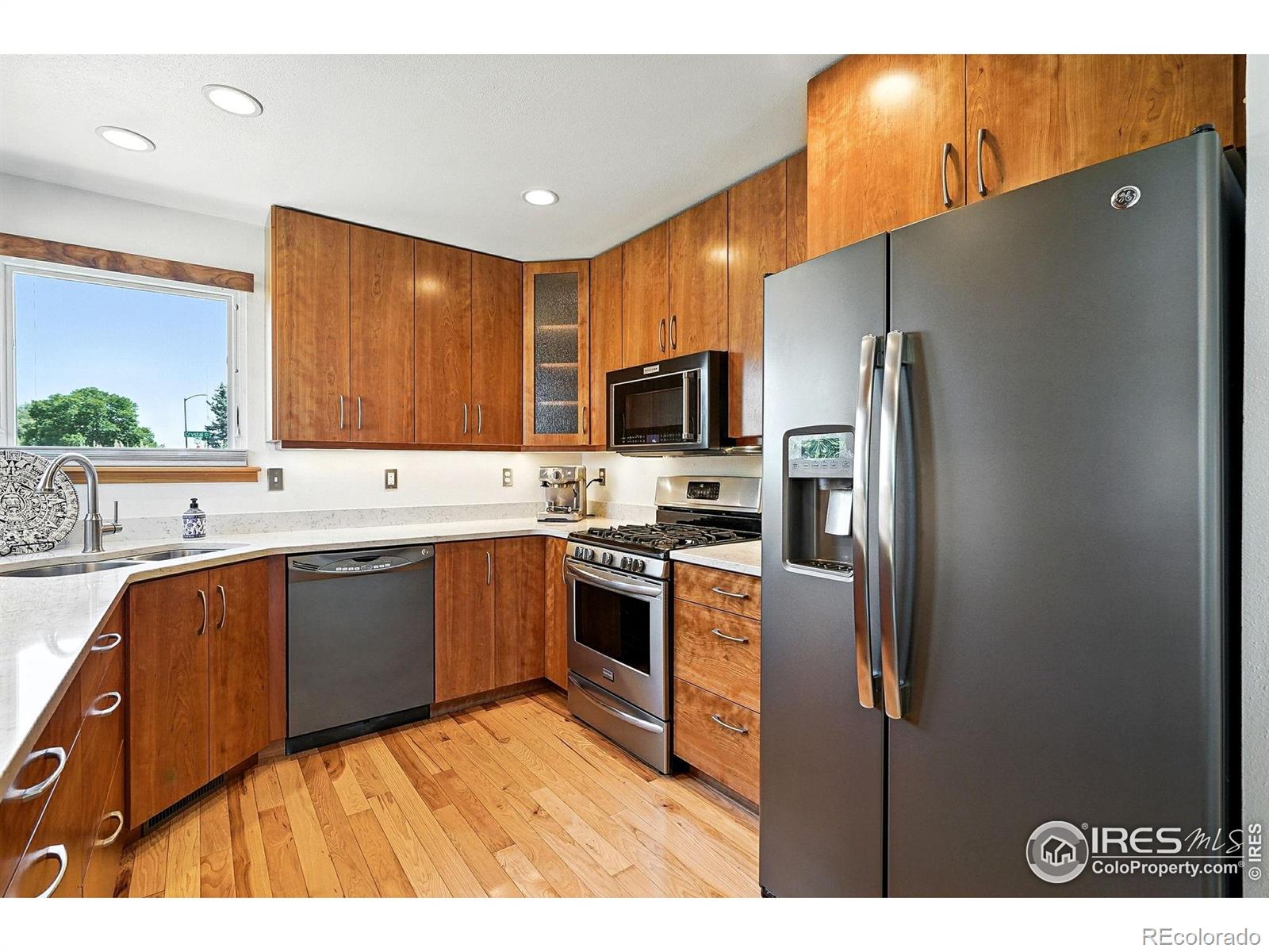 MLS Image #5 for 745  crystal court,lafayette, Colorado