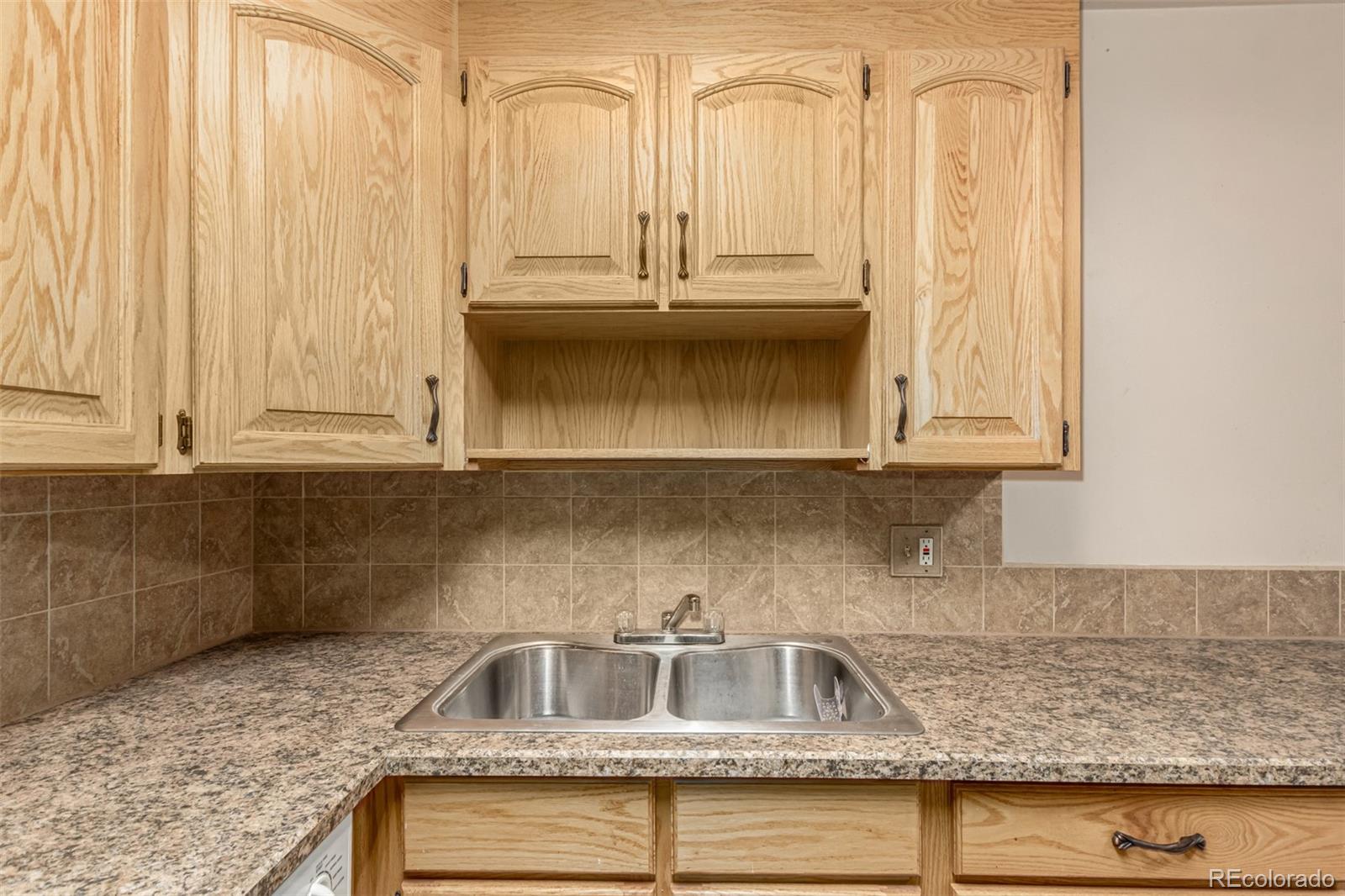 MLS Image #1 for 635 s alton way 4b,denver, Colorado