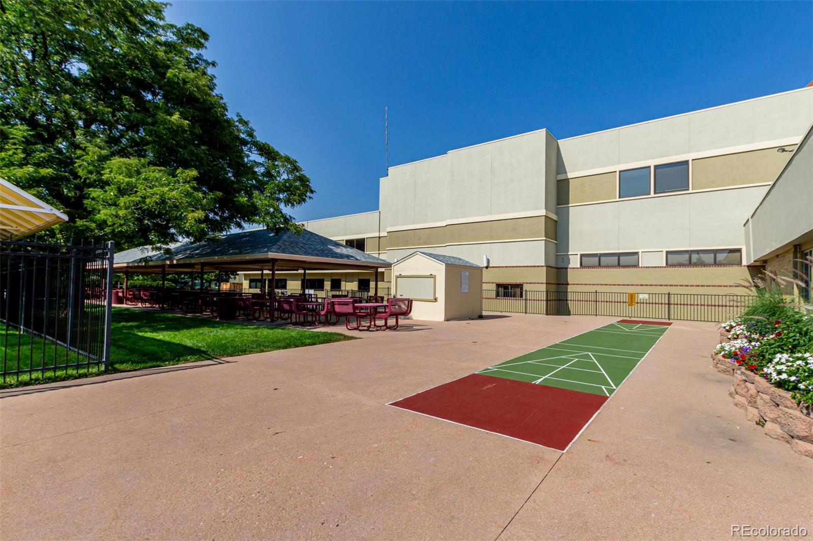 MLS Image #33 for 635 s alton way 4b,denver, Colorado